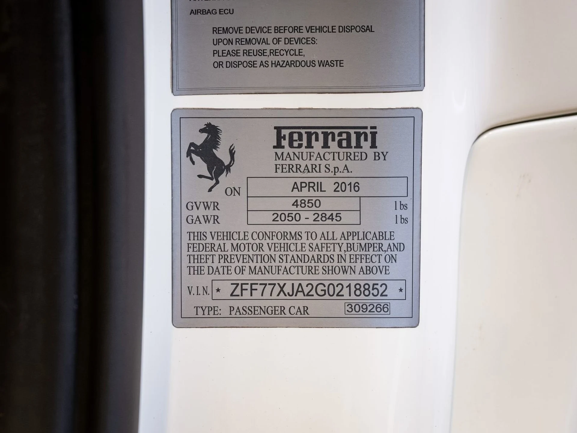 mph028_1126453100_29_5b20cad144