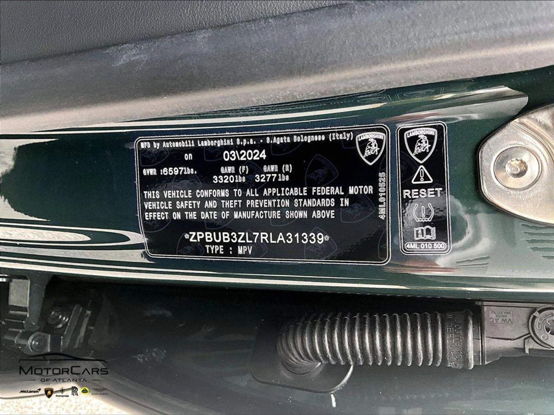 mph028_1128460606_g_Wb_Ws0d2xmjr_D3n_Hs_Wh4_Gv2_ZUM_c4906f1a7a