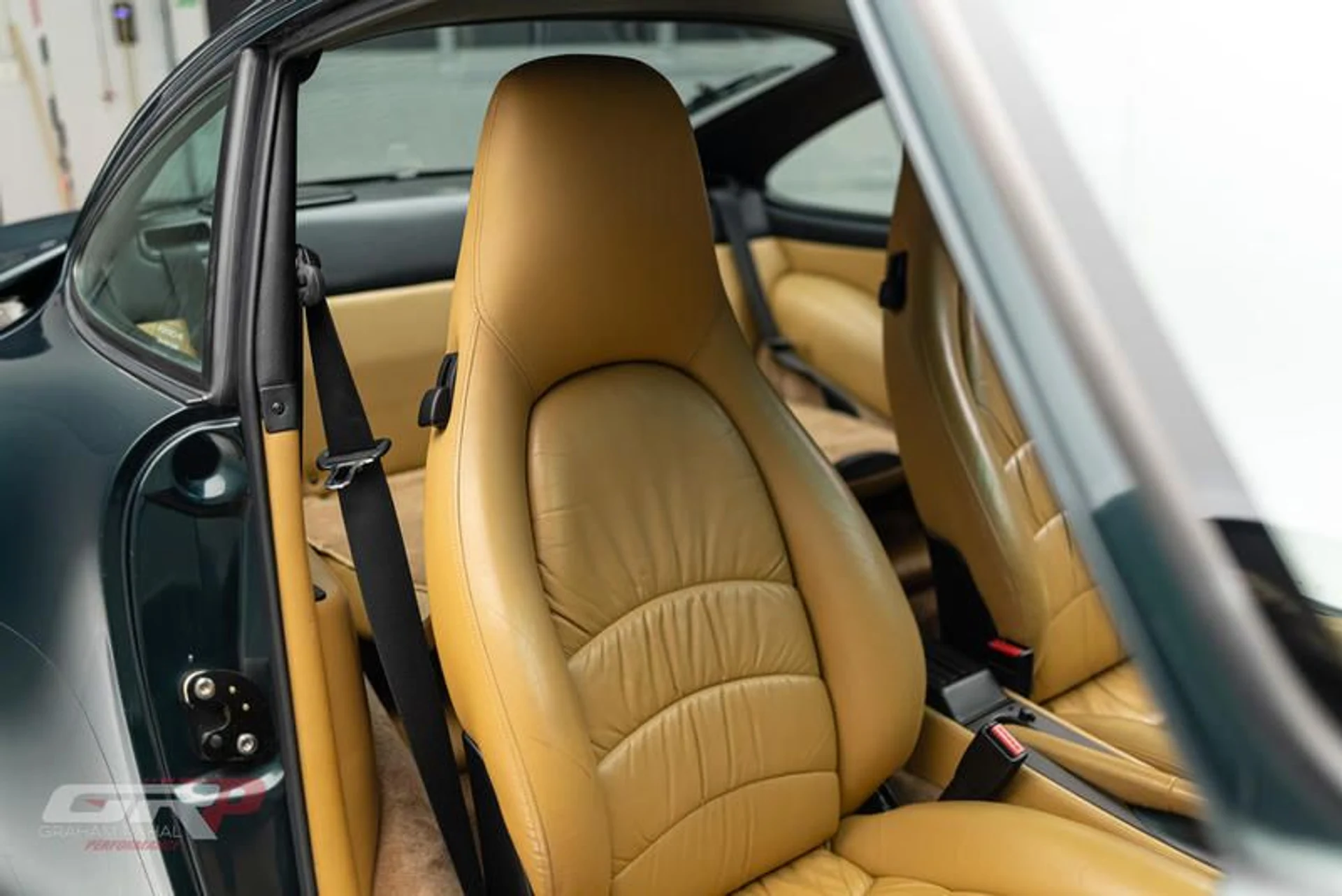 mph028_1129583293_EF_7_ECDD_2_885_C_4431_AAE_3_70043_B6_ADC_81_c931e21b3e