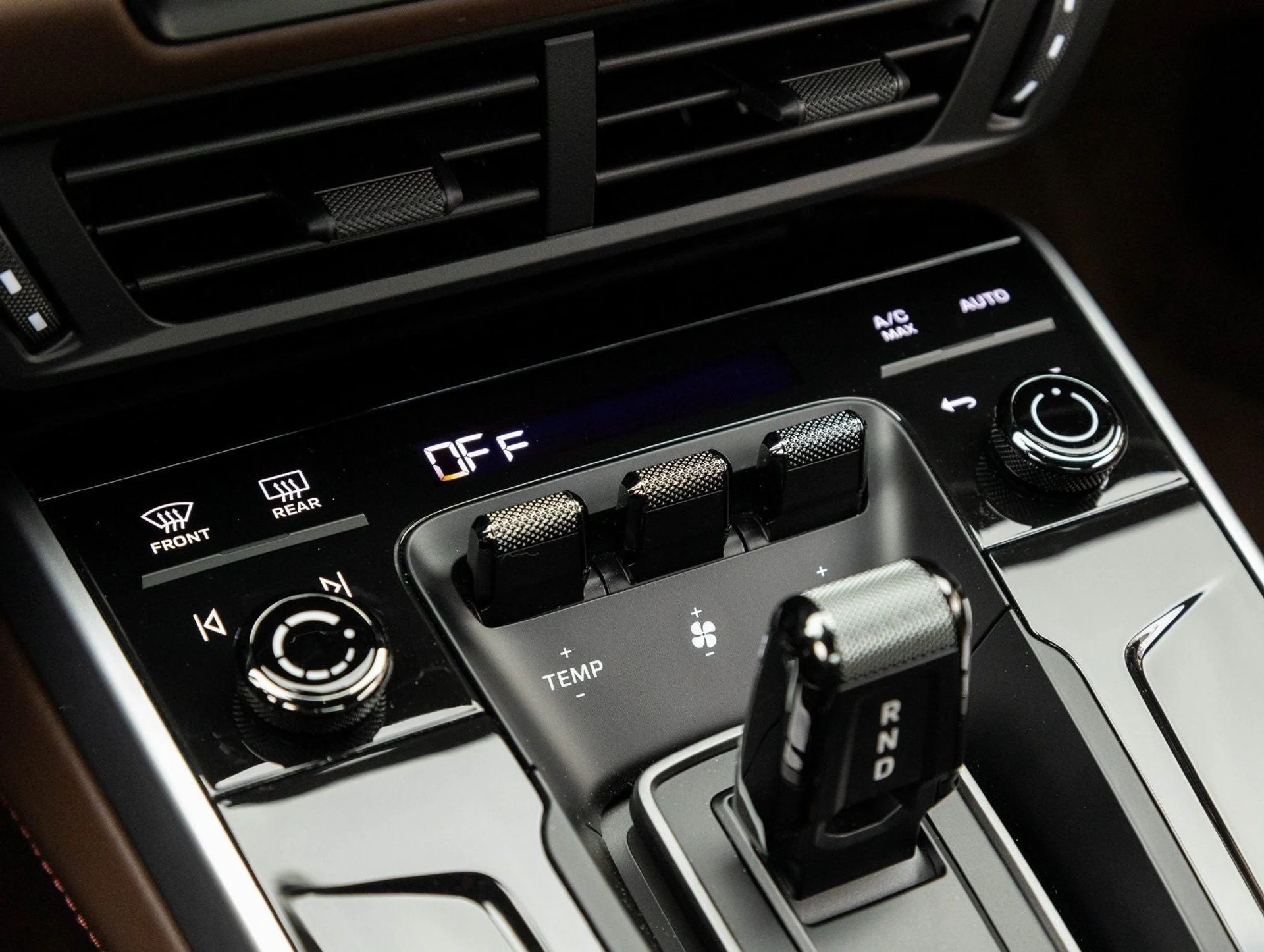 mph028_1130237174_29_aaa93155c3