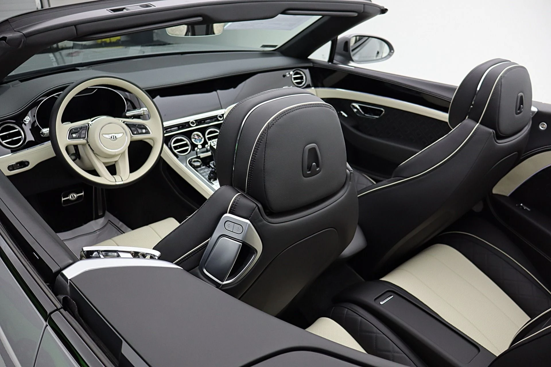 mph028_1138703416_Used_2022_Bentley_Continental_GTC_Speed_ed4607ea25