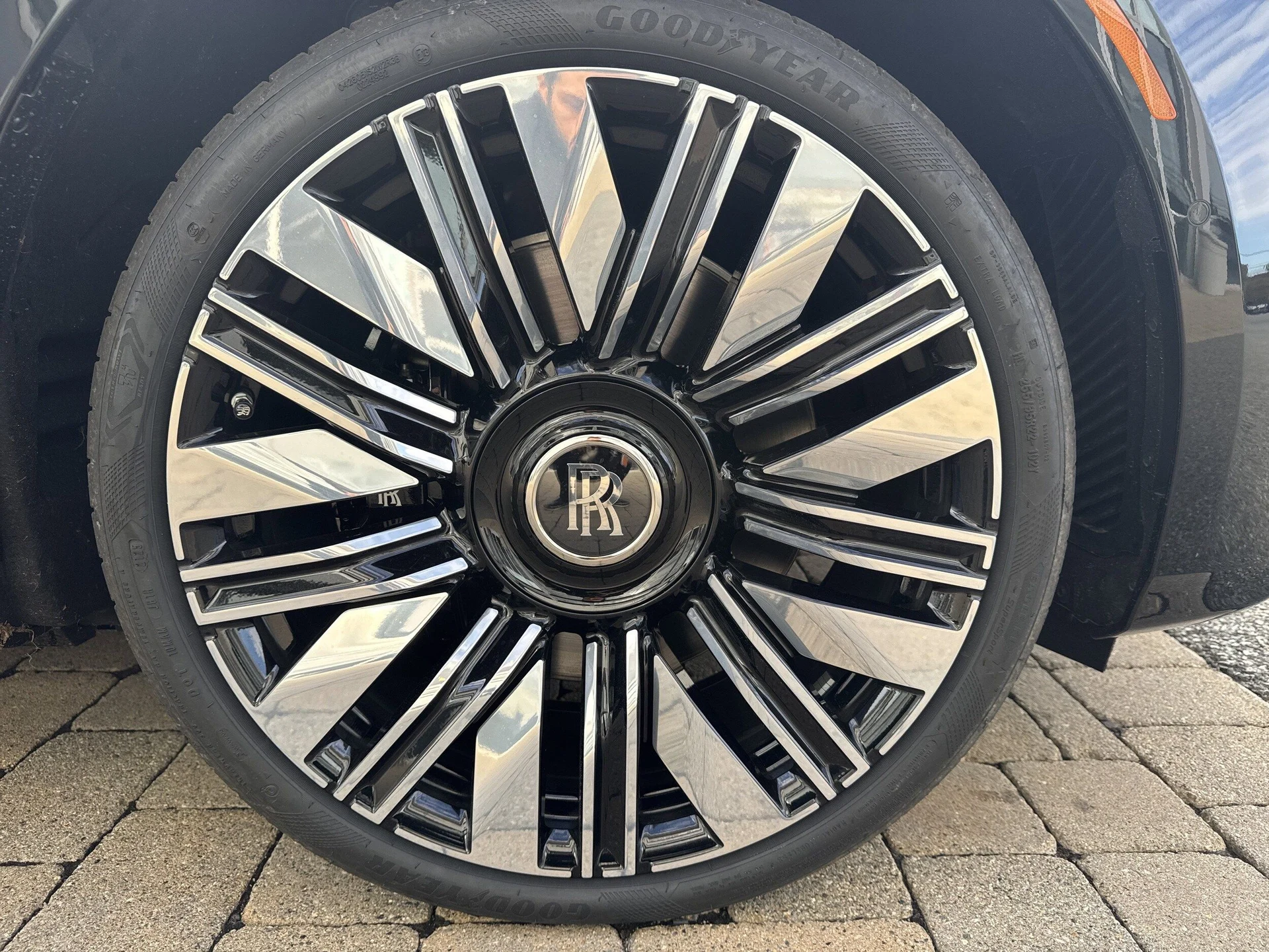 mph028_1139671896_cefe6ed91f0e5214ee2af1aa6c1306d6x_a8e3b3bbd9