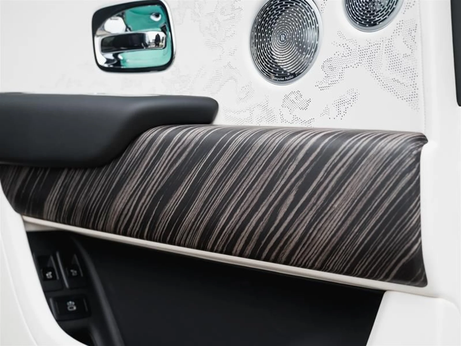 mph028_1140568606_bcdwh5my_b9cfeed776