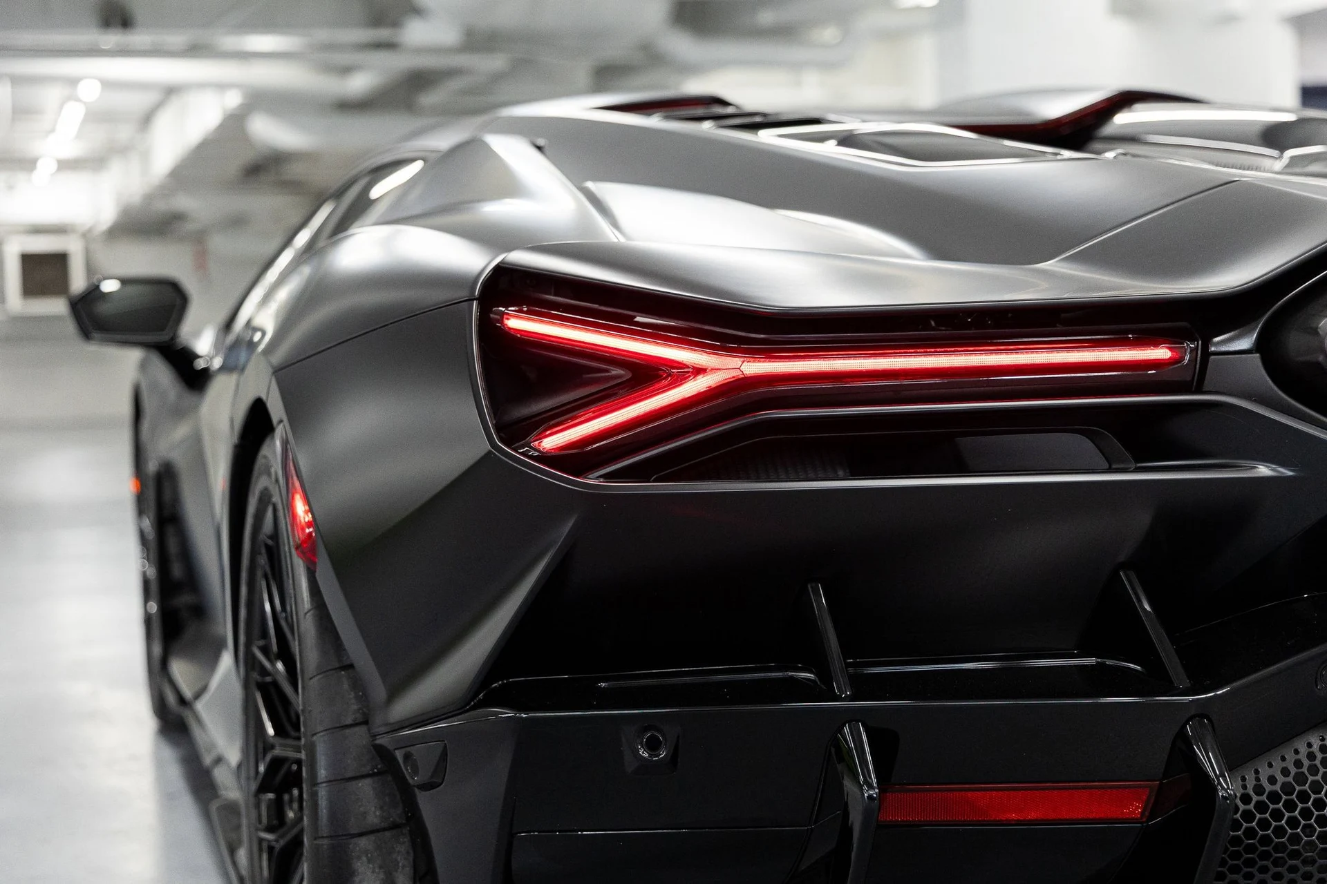 mph028_1146804298_9881ed3f73b59d0c02105913a2155278x_dbbee39f76