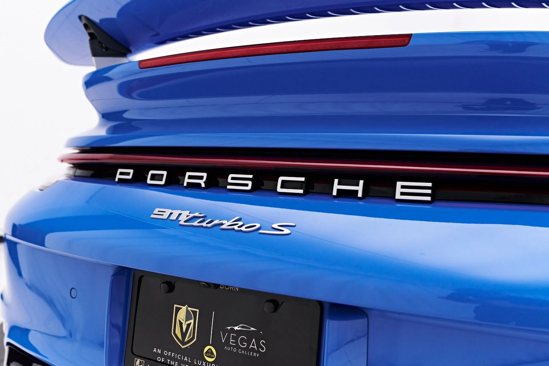 mph028_1147699117_Used_2023_Porsche_911_Turbo_S_1755219386_0b7de4f3b6