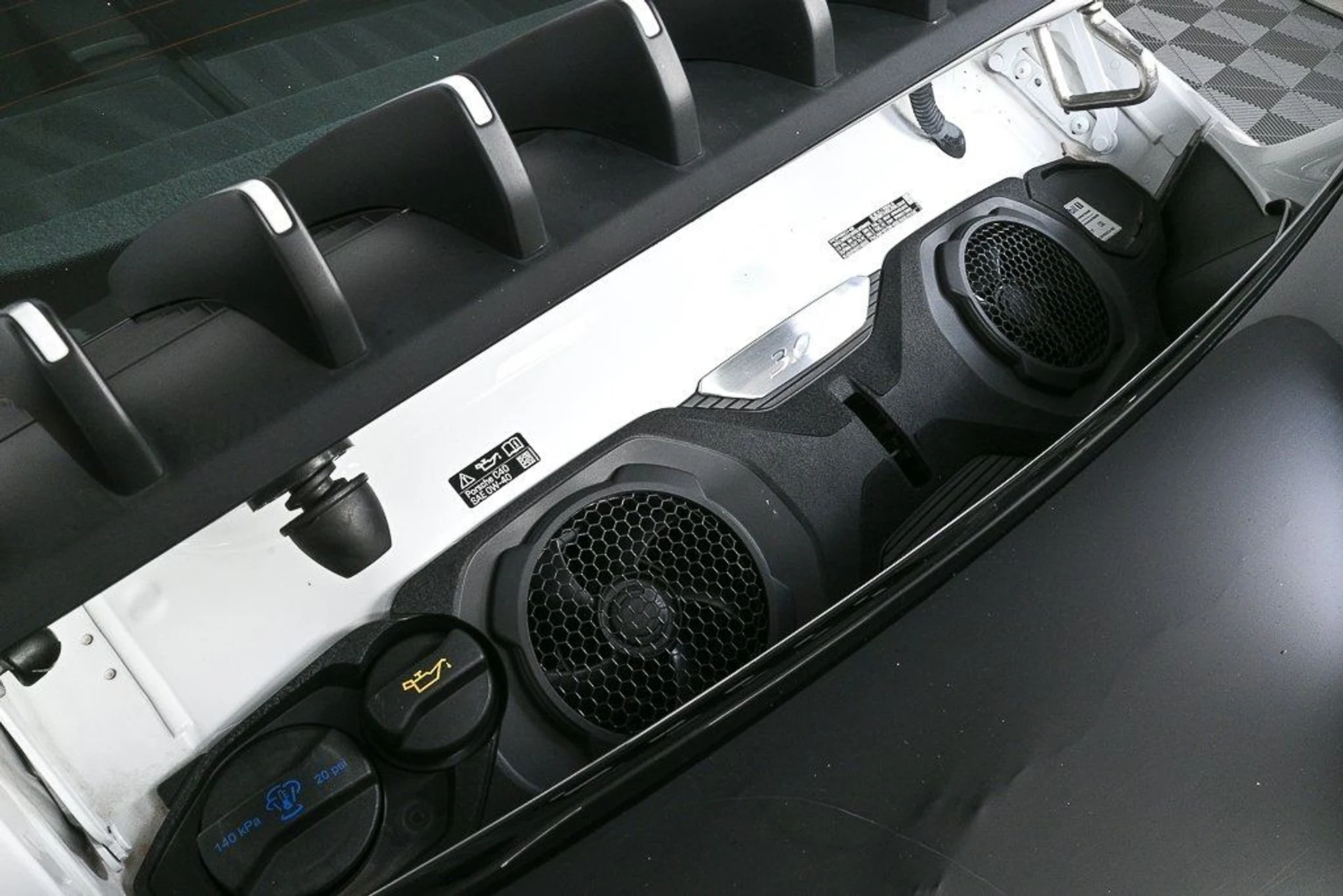 mph028_1148814049_085fdd012af9ab2483749bbed0b881e1_0796003636