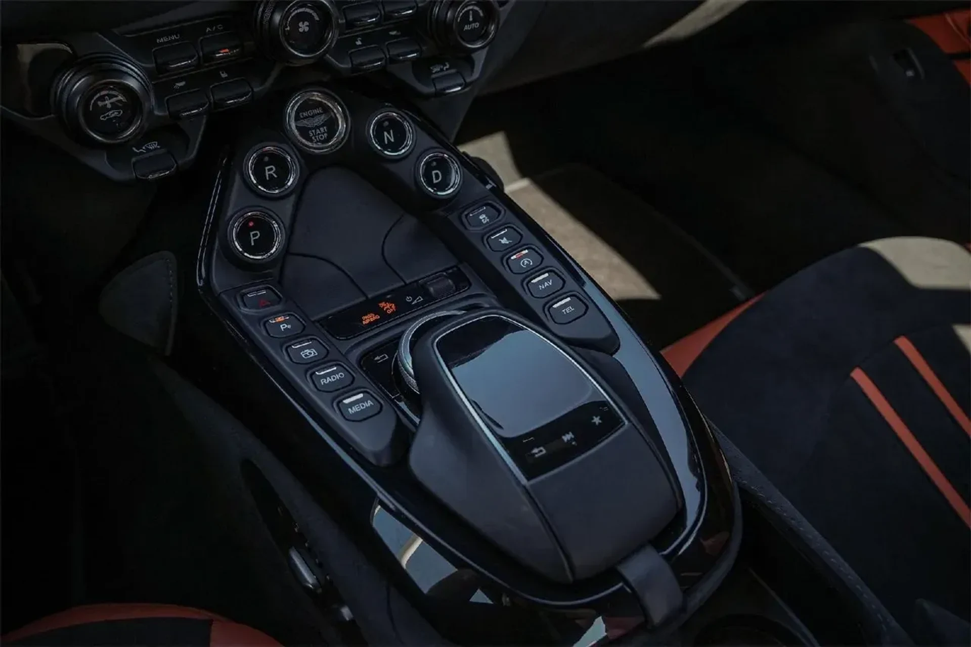 mph028_1149699629_202c9b8059254d938a3f142e34bc9289_4d874331d6