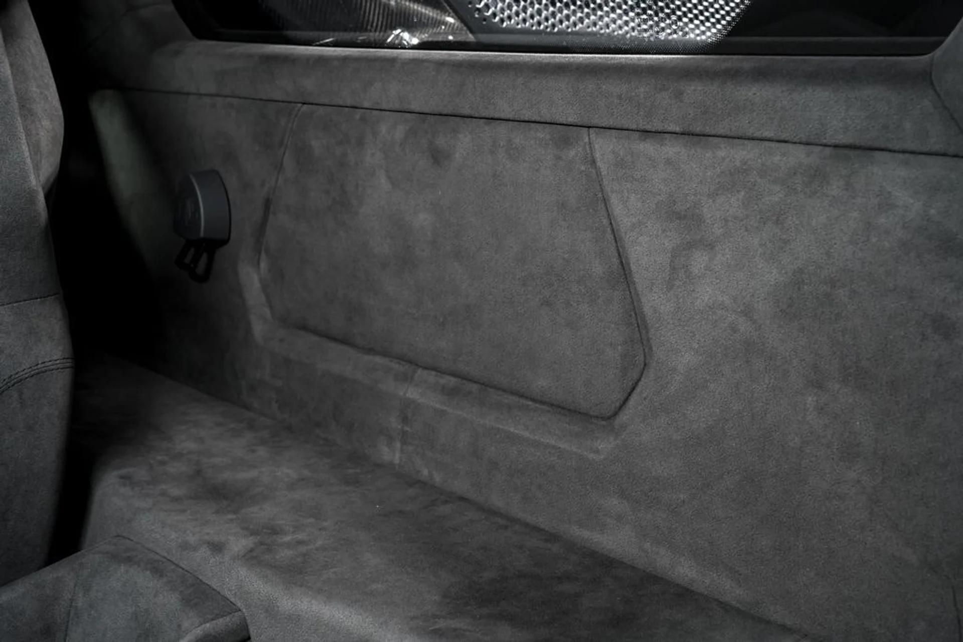 mph028_115366309_dc1bede3fffff941cb596bd655db79dfx_ba1f2eaf51