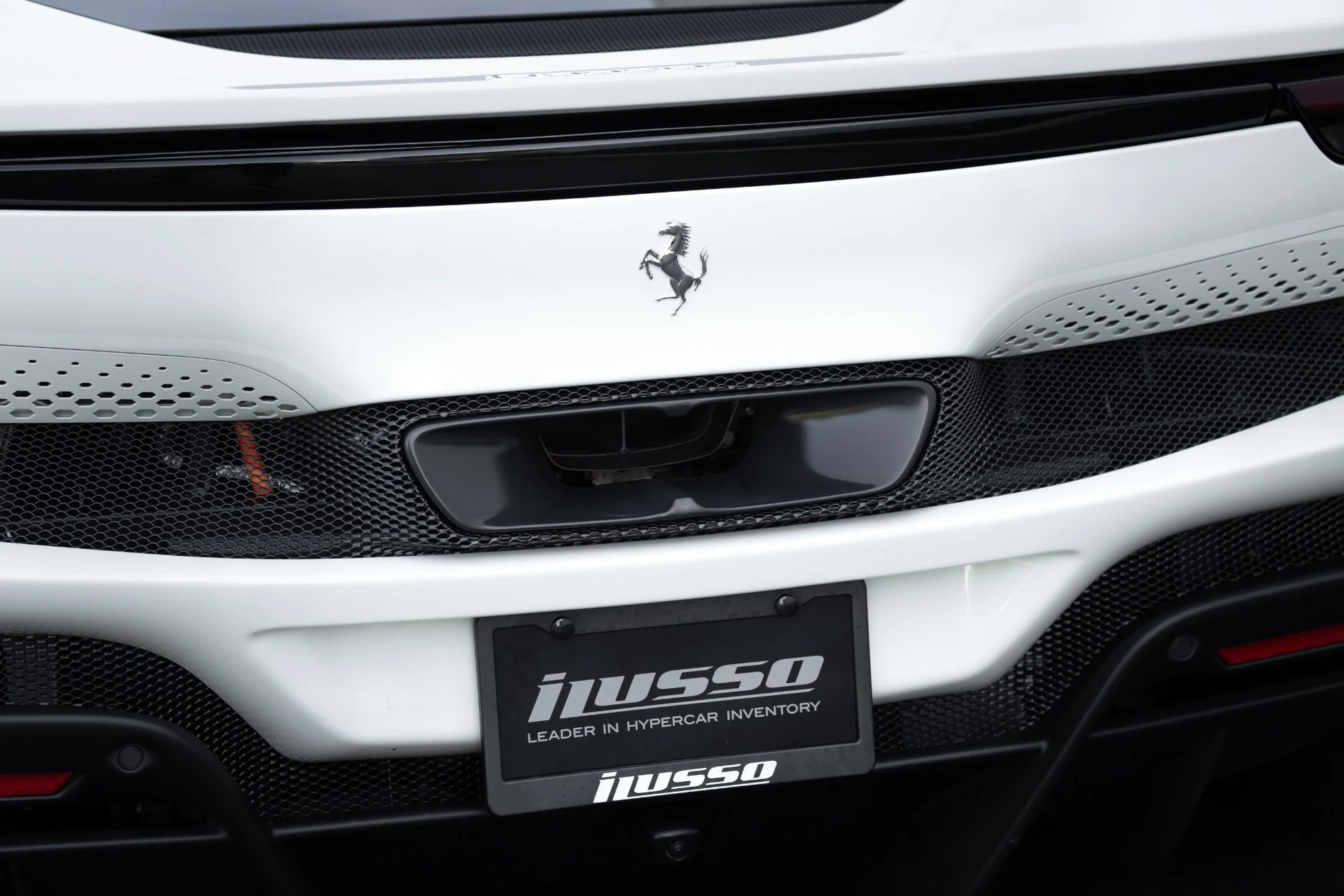 mph028_1168242178_Used_2025_Ferrari_296_GTB_1761682901_94cdd6d962