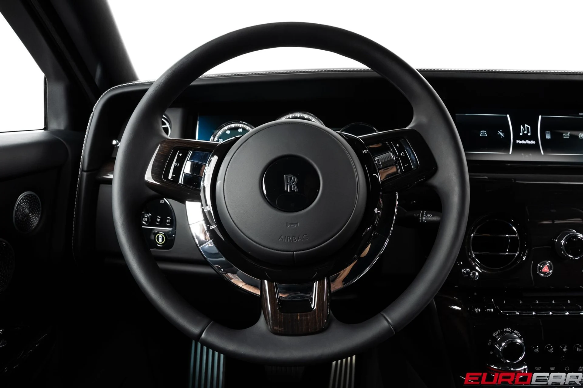 mph028_1173410314_4e623304_e1a5_4dd2_9cff_720ea854b5ed_9ae2890cea