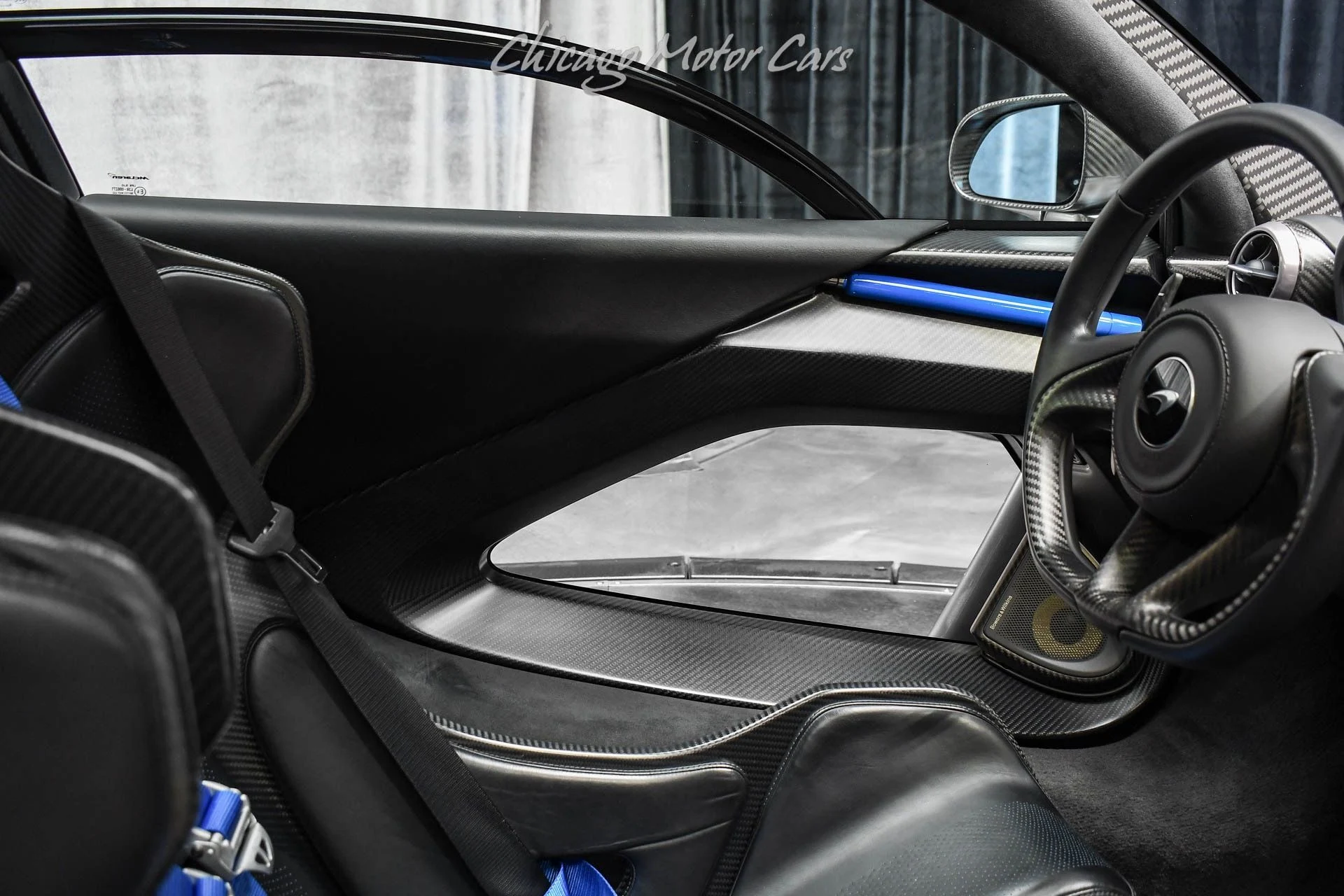 mph028_1177929668_12200_p29_l_e06b6cb09e