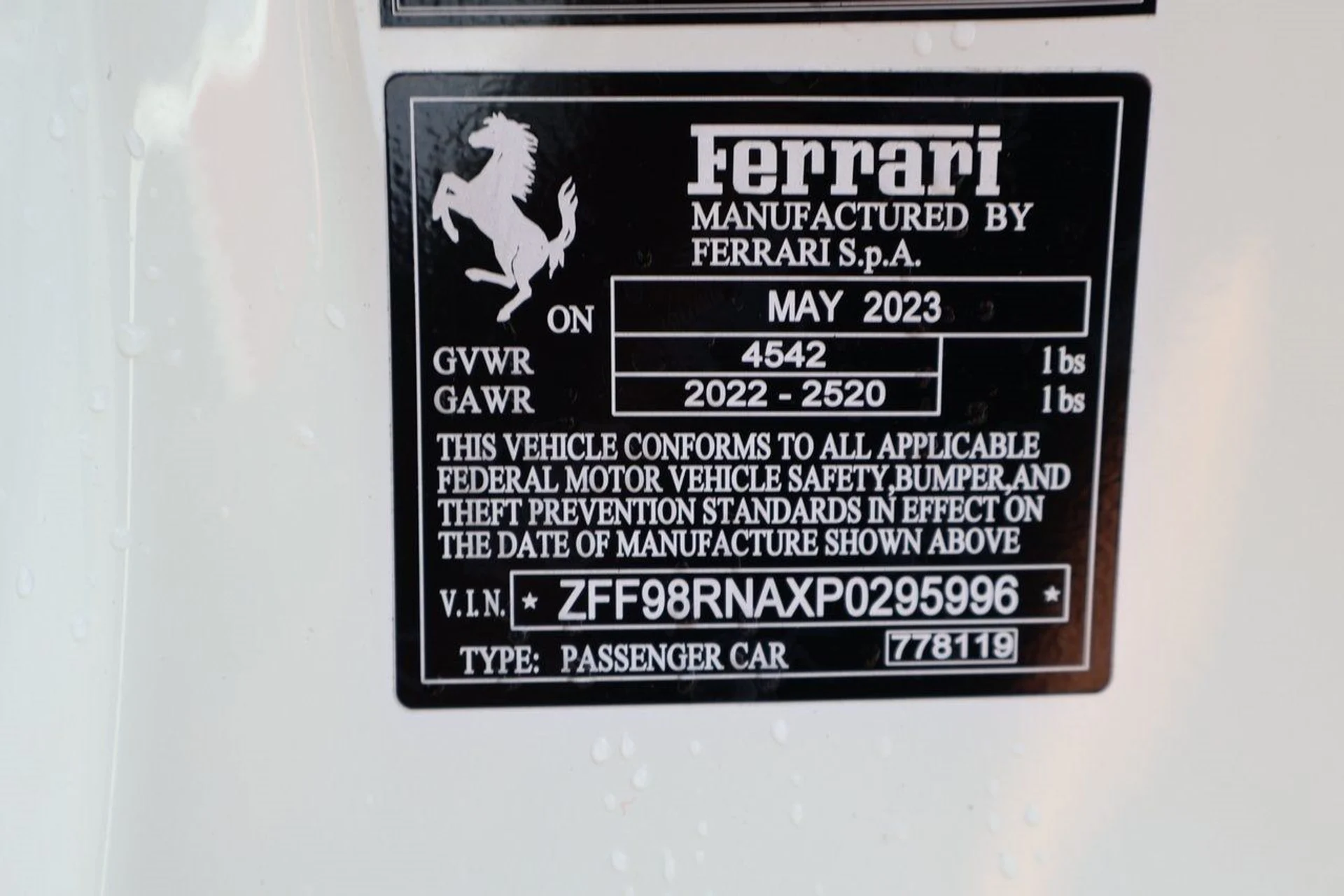 mph028_1185333008_29_5df3d71add