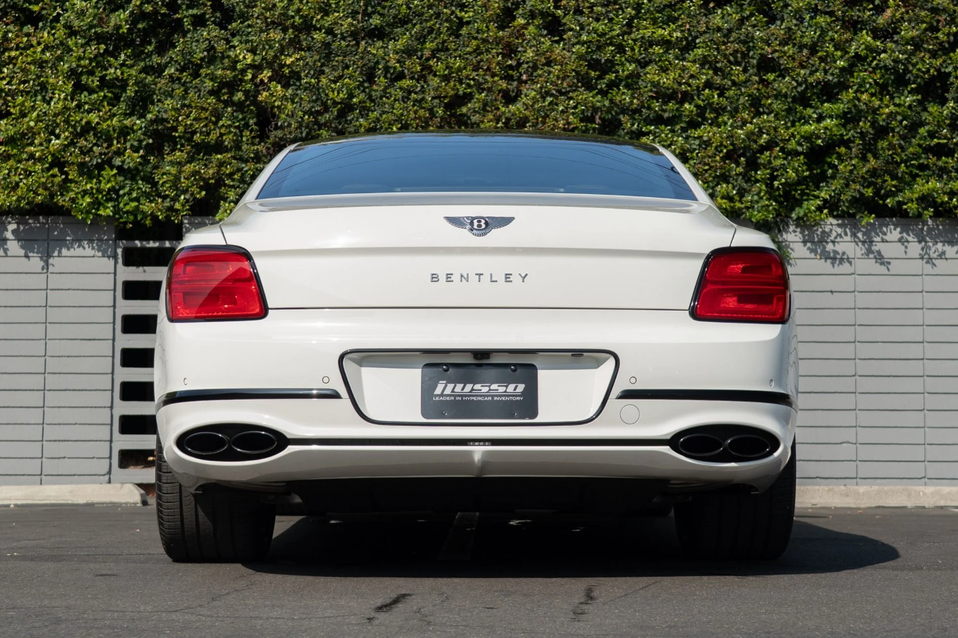 mph028_1190823105_Used_2024_Bentley_Flying_Spur_Edition_8_1757964811_17bf954ed8