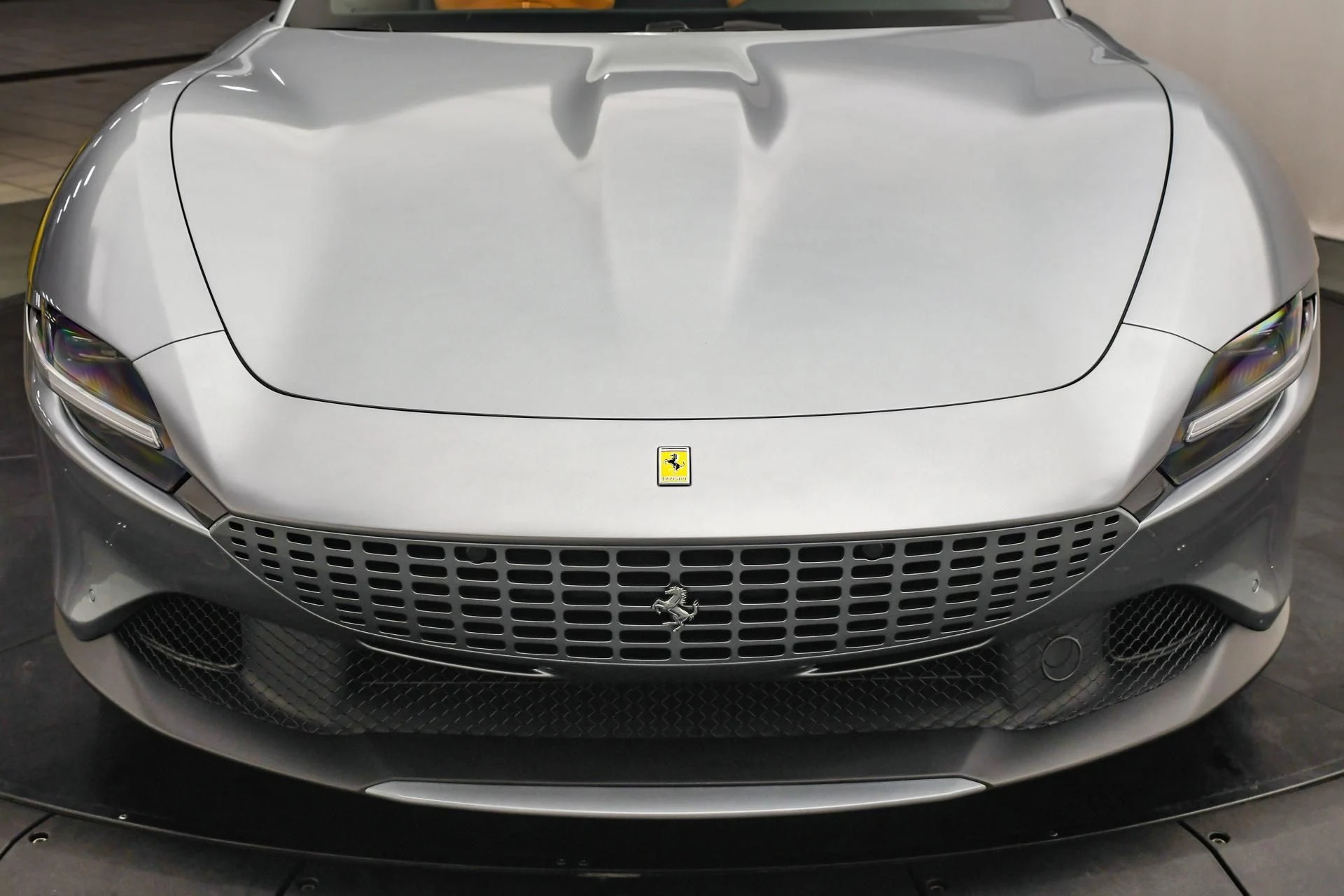 mph028_1204094227_Used_2025_Ferrari_Roma_Spider_1755677490_de01da0880
