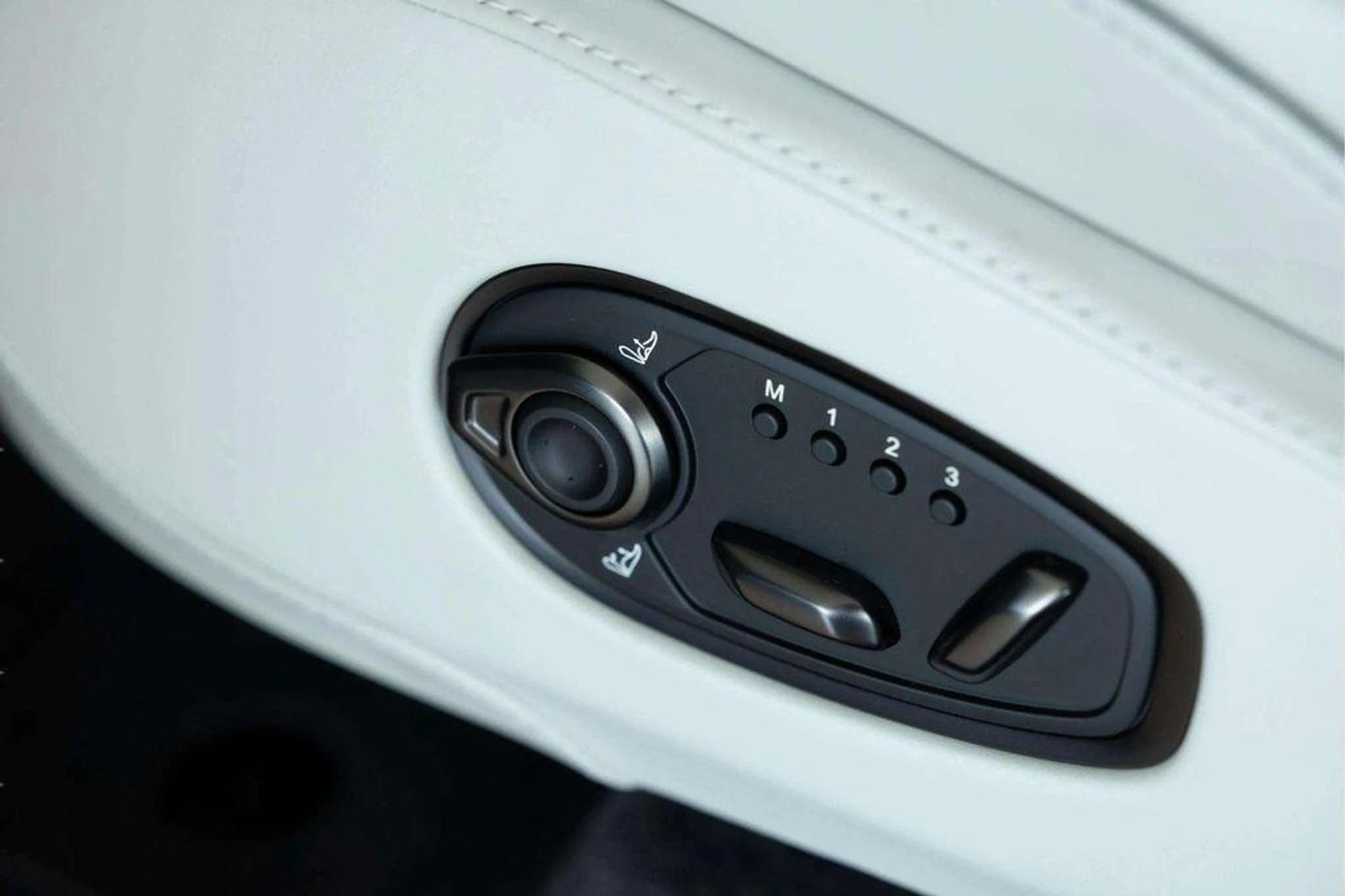 mph028_1209902628_23_Vz_Xyd_Fy_Hcczk_D6_Yk_3_O4_V0_K98_f682c1ef10