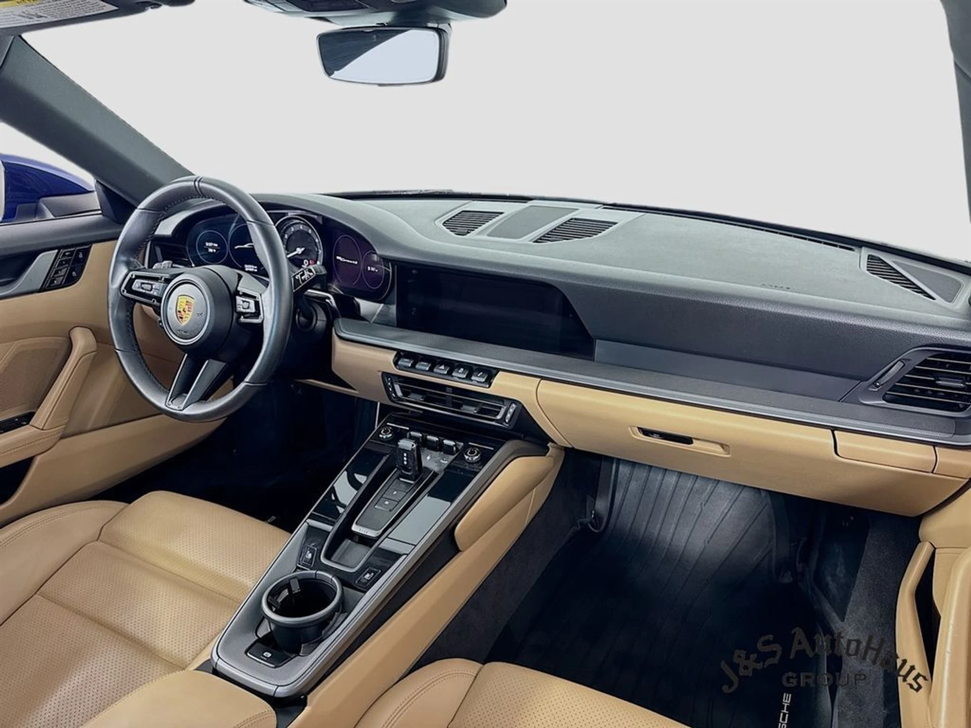 mph028_1213228037_fky9qdjpvovjcy3v78vc9deb5jkc_780ab982f5