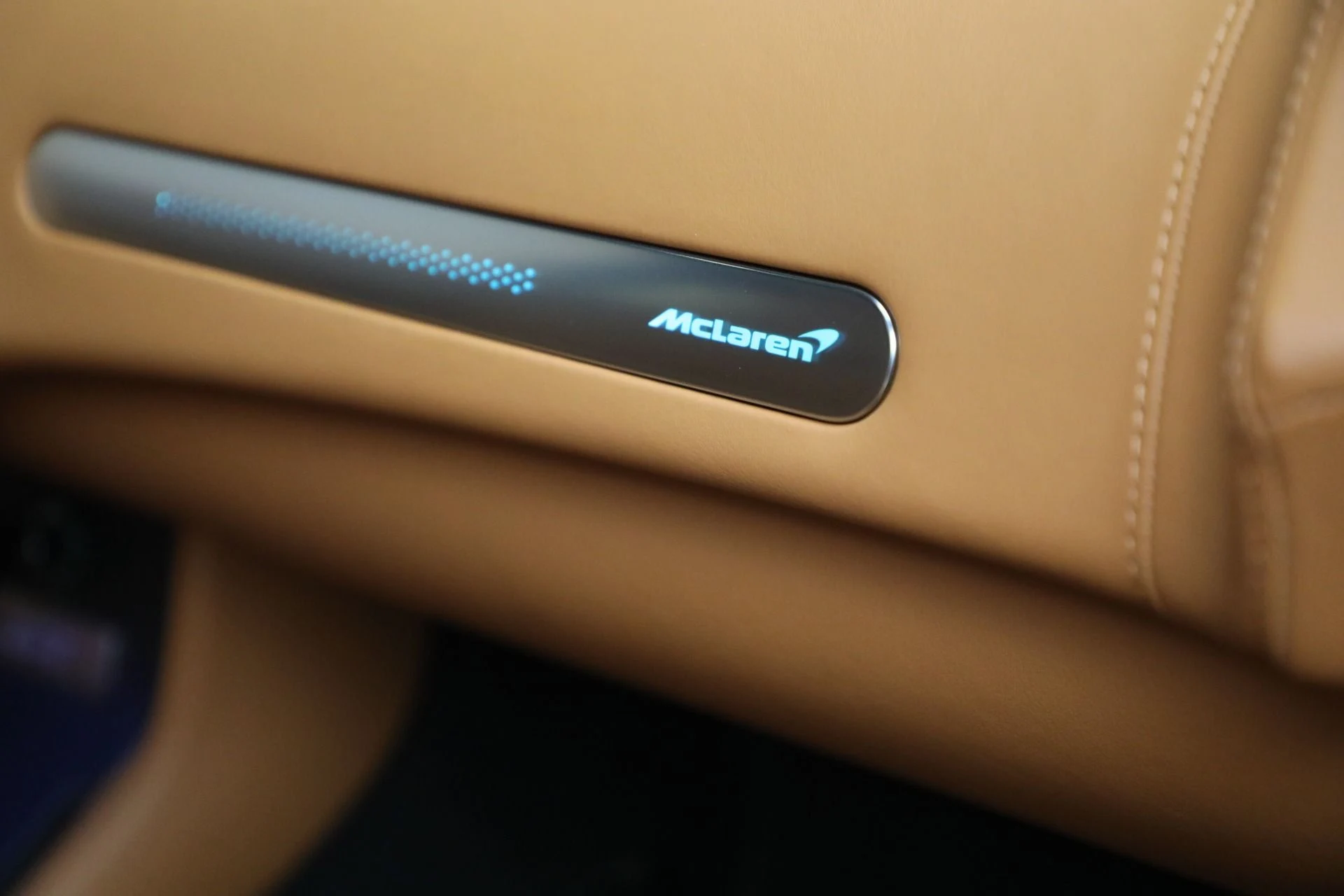 mph028_1216701639_Used_2023_Mc_Laren_GT_Luxe_e751ff3e43