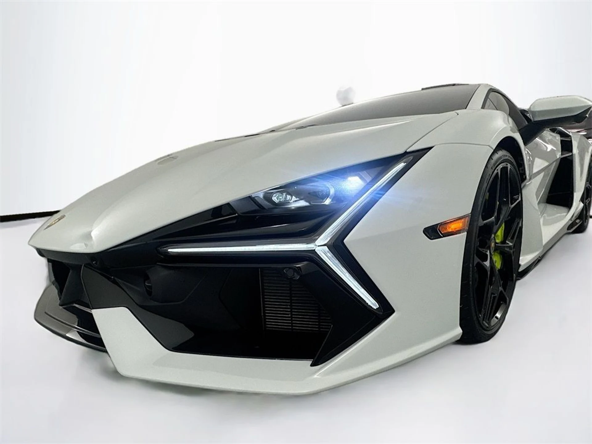 mph028_1216996238_7eb002661ed04a1678173c40c366f3e1_913b15f600