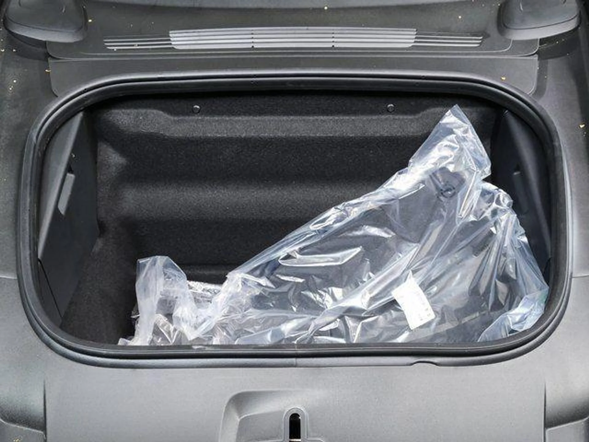 mph028_1221266266_c2ptkfy_Rvk0_U_Vm8baj_X0_Q0_KHB_0_4bf420288c