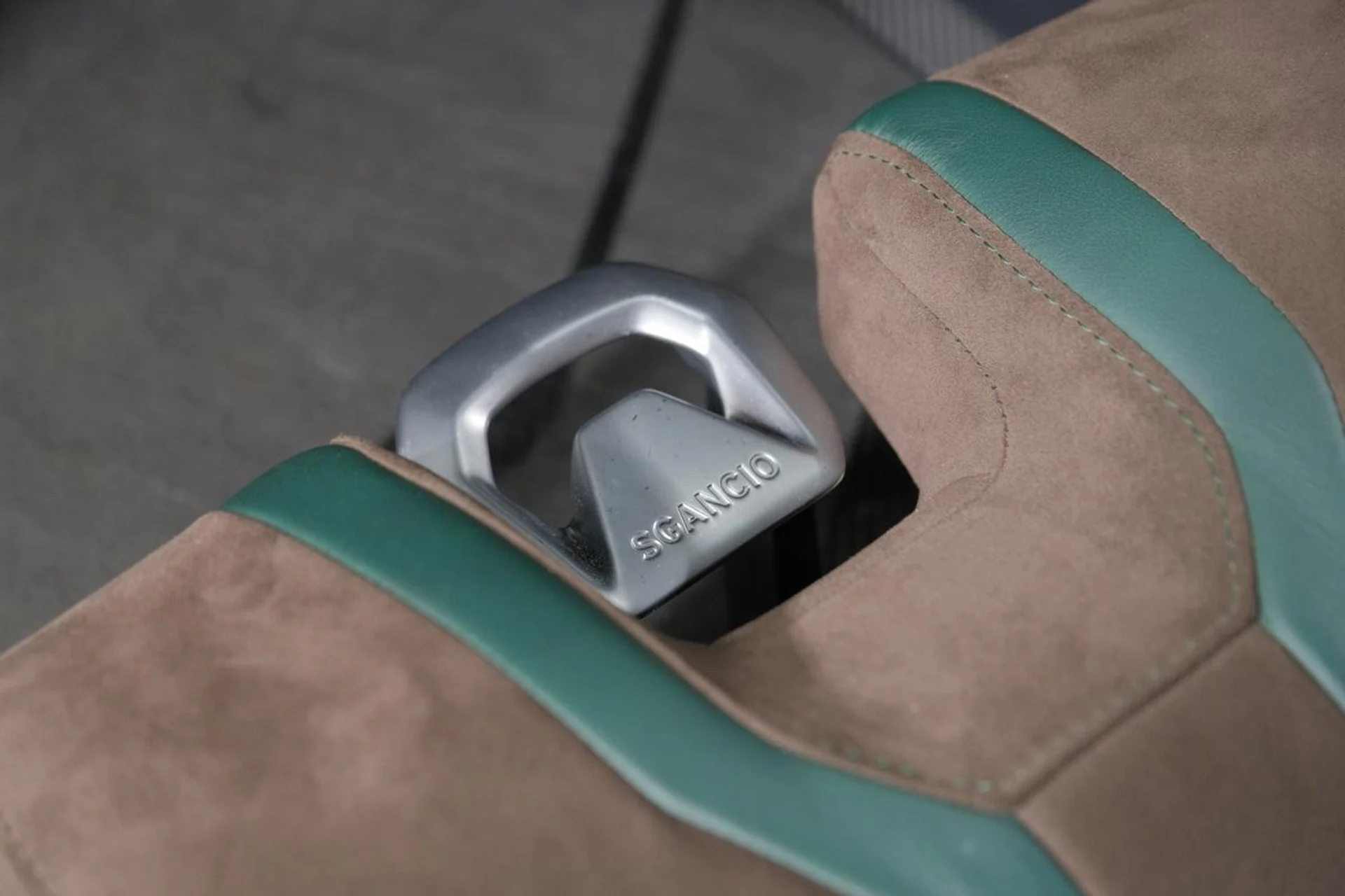 mph028_1221809214_09fec1049a1026d05ffe0e65a55b6571_5684dfc0d8