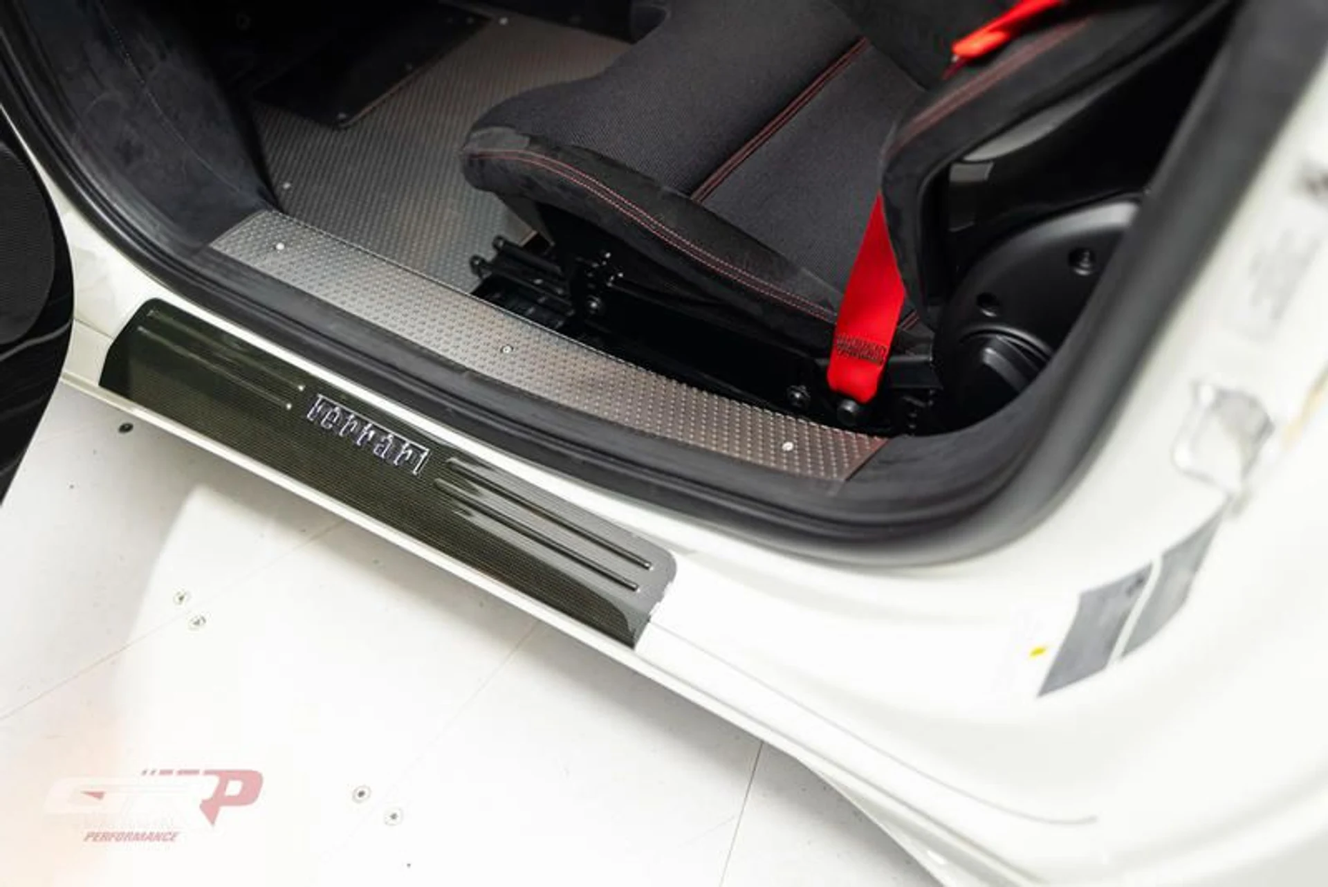 mph028_1223582211_8297_D24_A_13_E1_4672_80_C6_4305_E25761_D3_babc7896ce