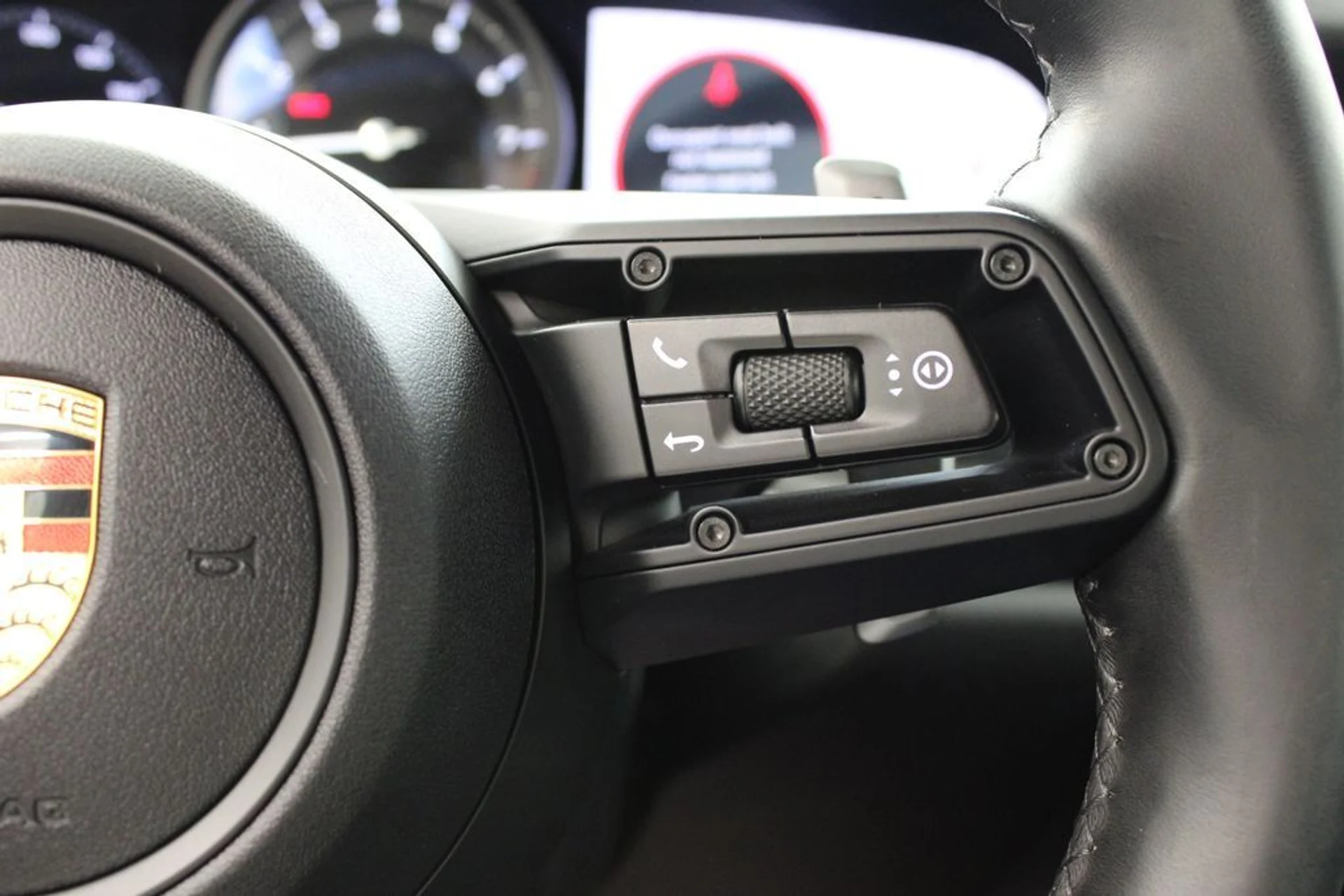 mph028_1225082955_407d2c3cd259fbfdf6f817b4a796367ex_df526940c8