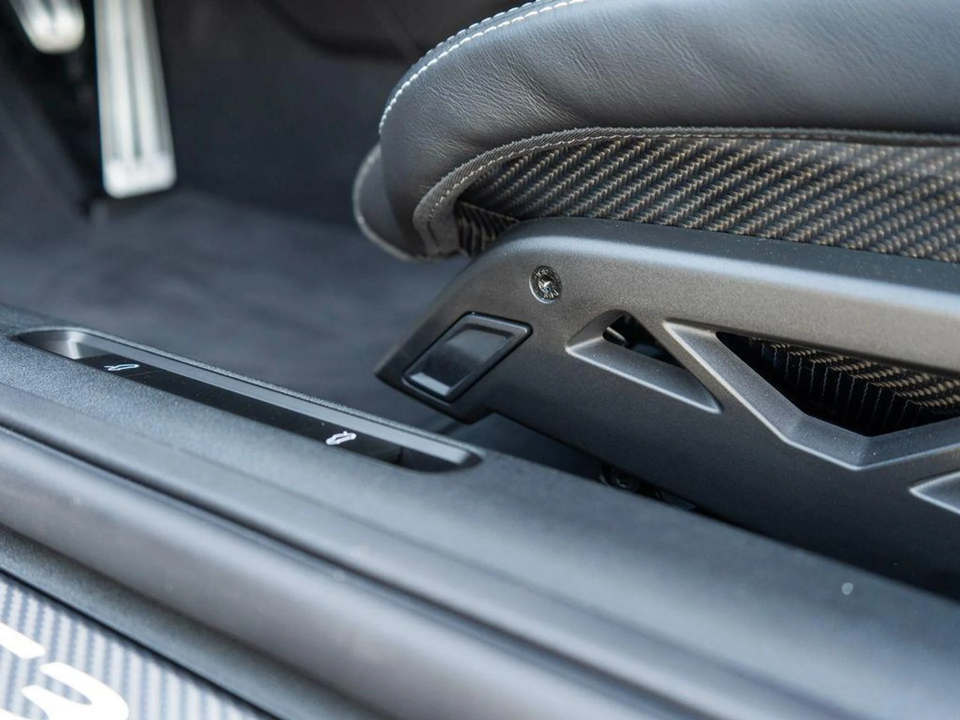 mph028_1225468290_a44b_Sed_Hj4_Scg_E0suc_XF_Wm_I34gw_feb95c1f50