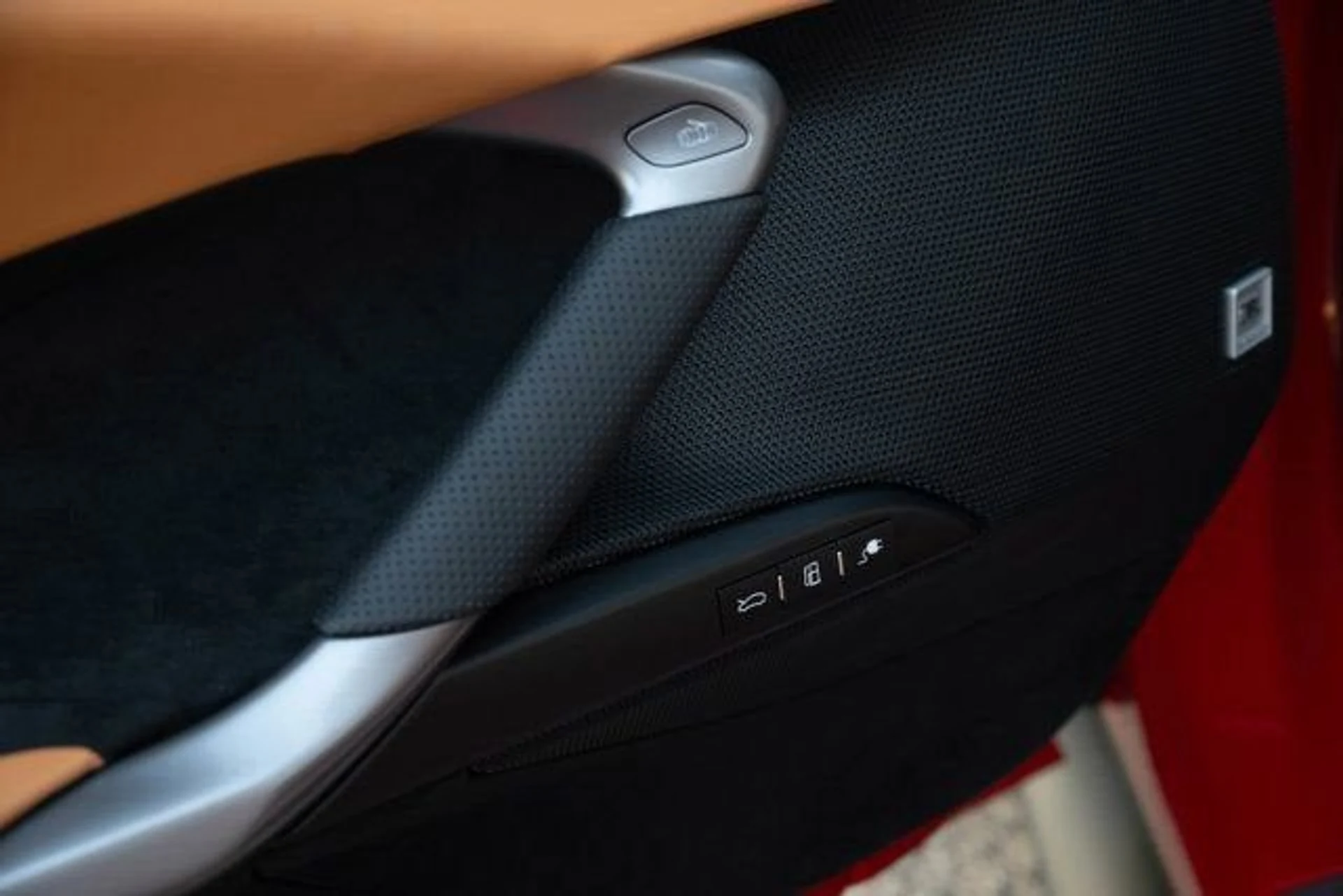 mph028_1225553854_a878fcfd1e534b1e9d1fe127becf30f5_2f43e754d8