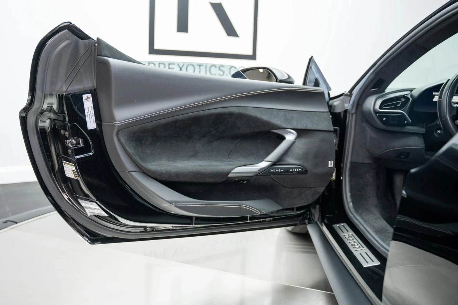 mph028_1238881499_8b36e2d1d570f3bc7bef6bba1cc2a80d_4506a7f817