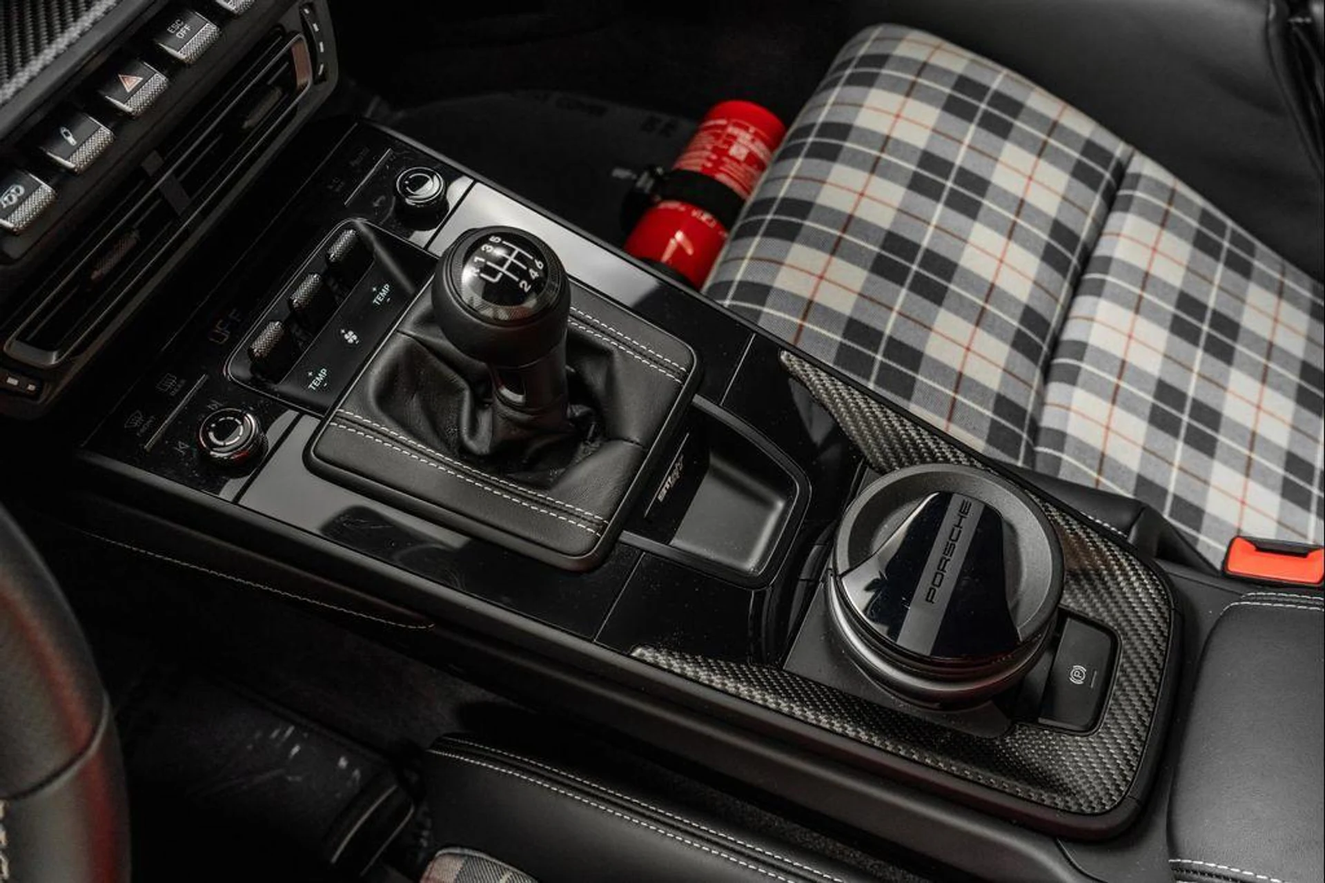 mph028_1247520070_wjx_Zcnu_VQ_1_Csqes_LWR_0h6t3u_Q4_6ecbe23470