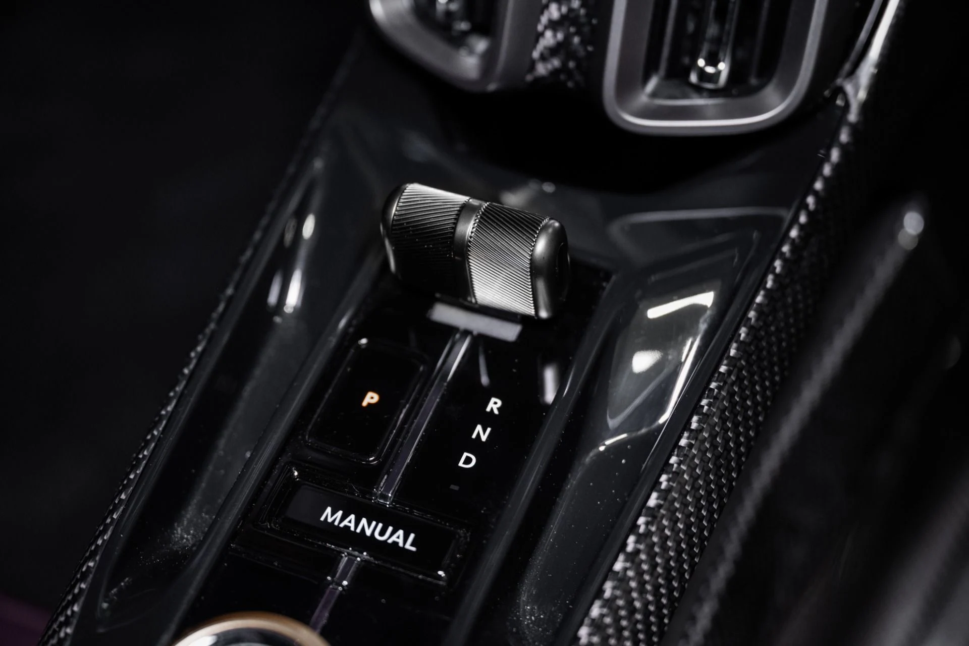 mph028_1247622280_New_2026_ASTON_MARTIN_VALHALLA_1775946933_3422350185