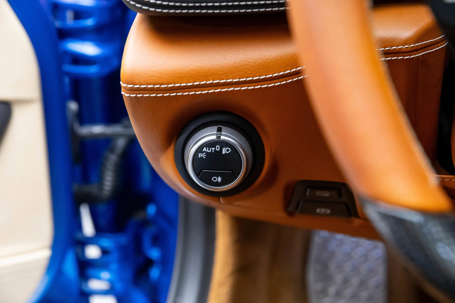 mph028_1249296931_530b3f764b504feeb4ffbd2e42f2c1f9_dd609985bc