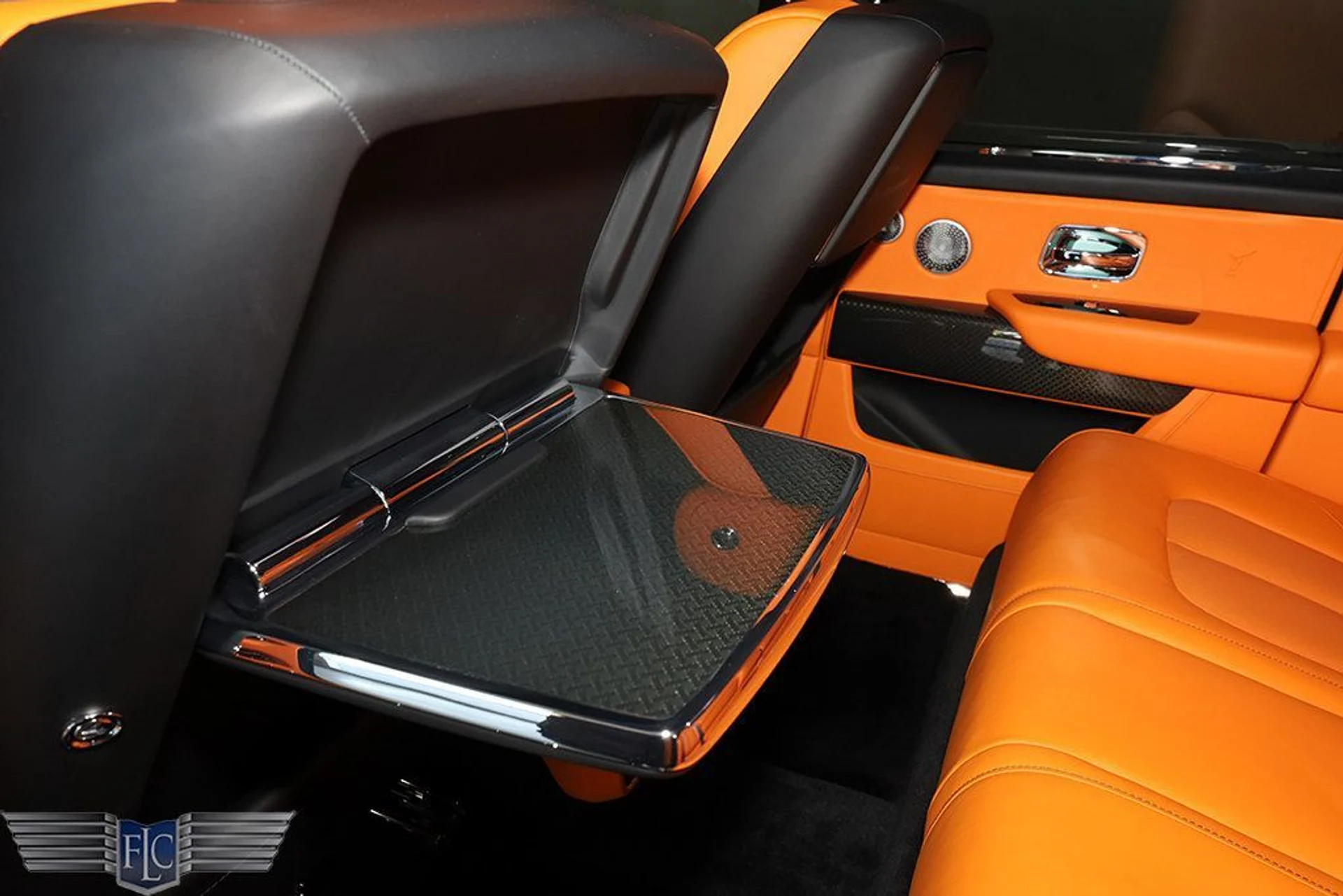 mph028_1250609677_used_2023_rolls_royce_cullinan_blackbadgesportutility_9689_23001935_29_1024_bf6ba11106