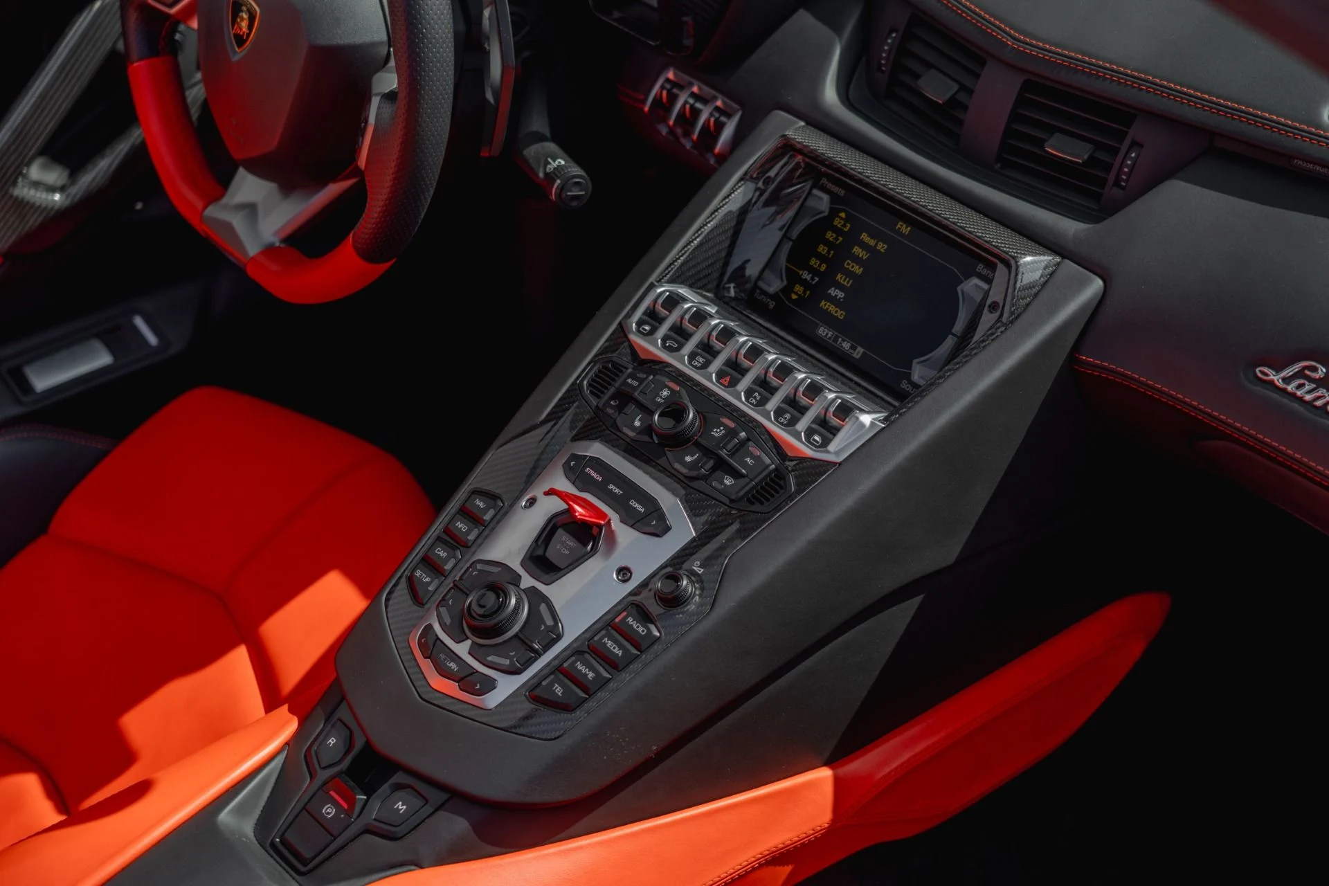 mph028_1251915123_Used_2014_Lamborghini_Aventador_LP_700_4_1760049874_43881a1fa0
