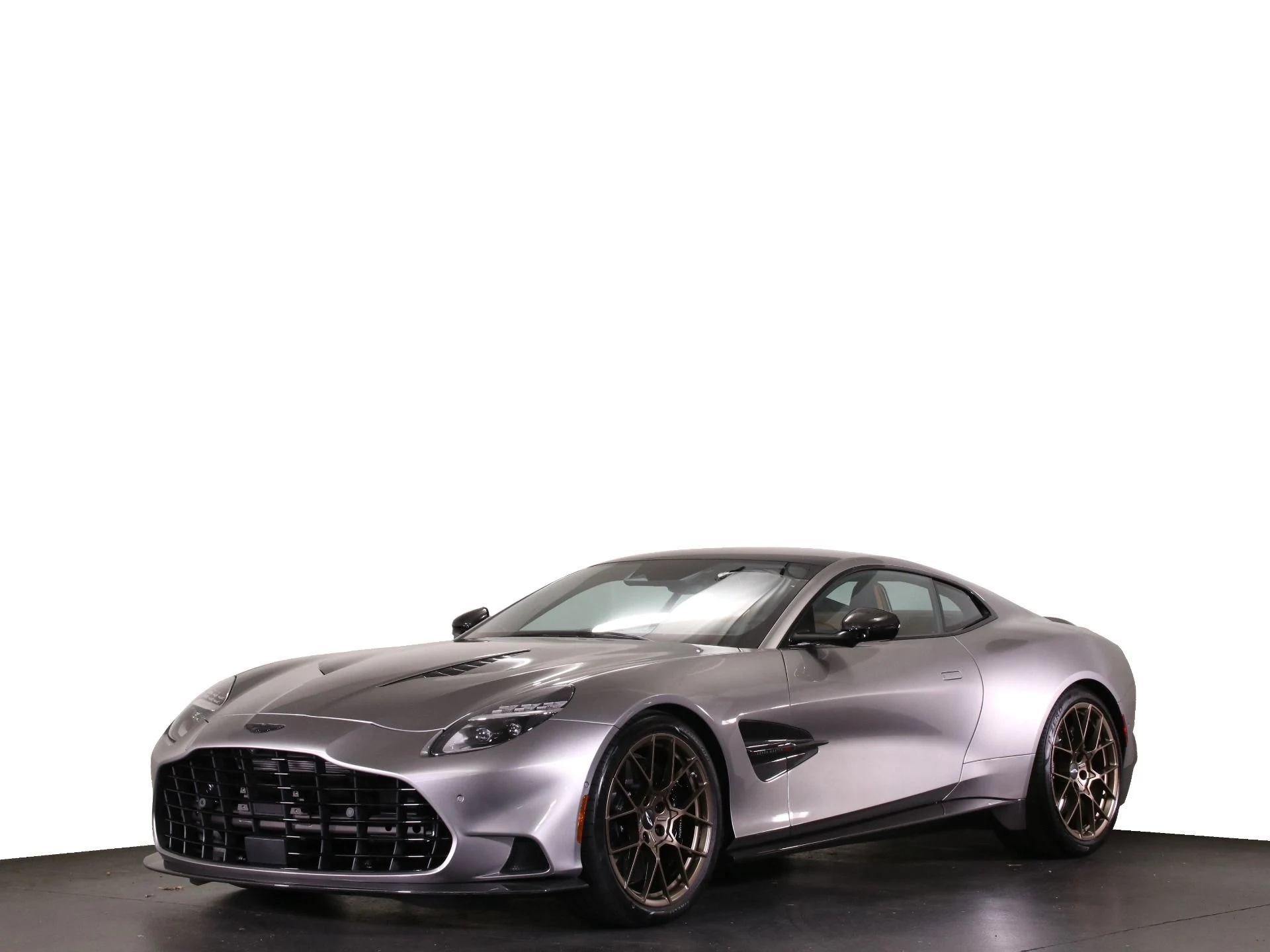 mph028_1260702_New_2025_Aston_Martin_Vanquish_V12_1742253092_b4d3328ba0