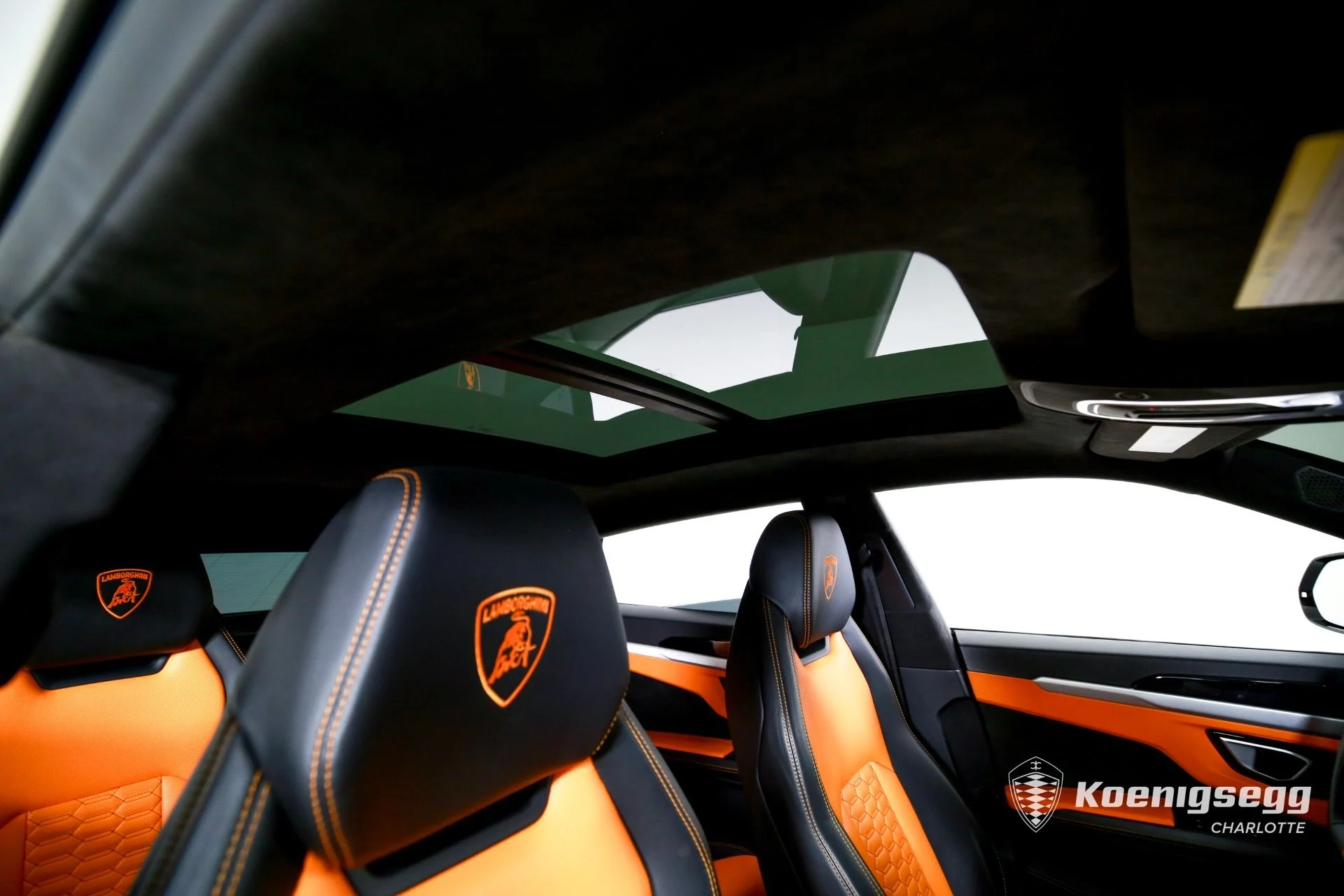 mph028_1265758616_Used_2019_LAMBORGHINI_URUS_1760989732_f26123a4c2