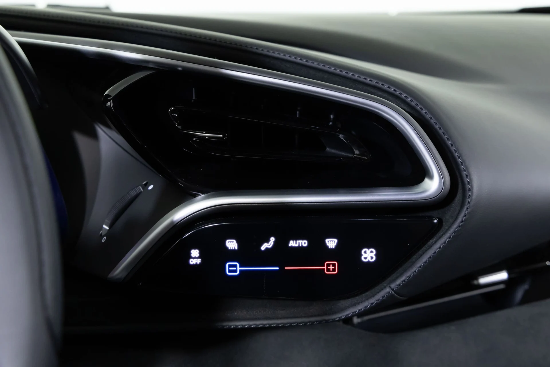 mph028_1270219125_5a0b8e41fd515c34f5574b8ed13d32d7x_764b0e07b2