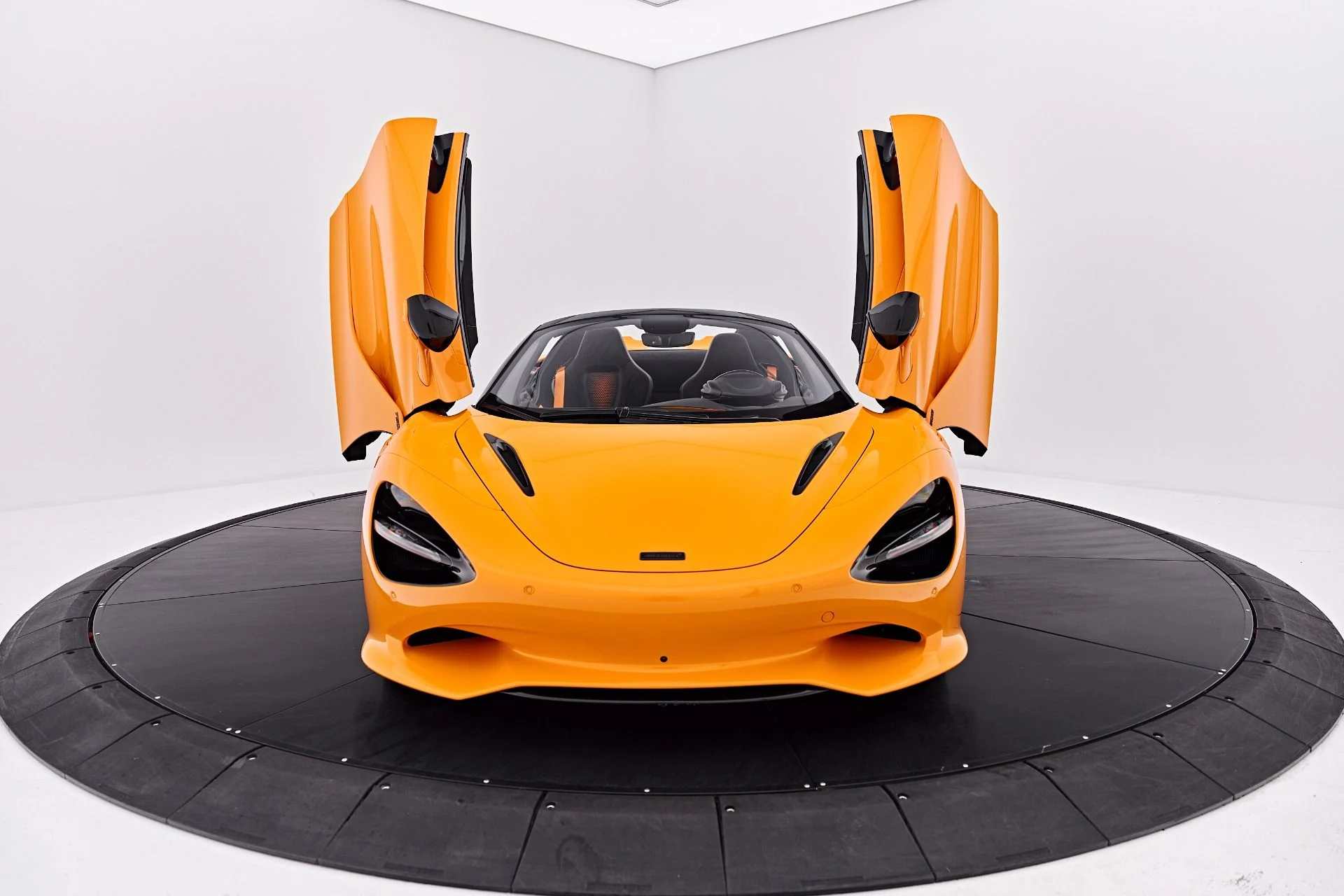 mph028_1294018627_Used_2025_Mc_Laren_750_S_1786993745_059108fd4e