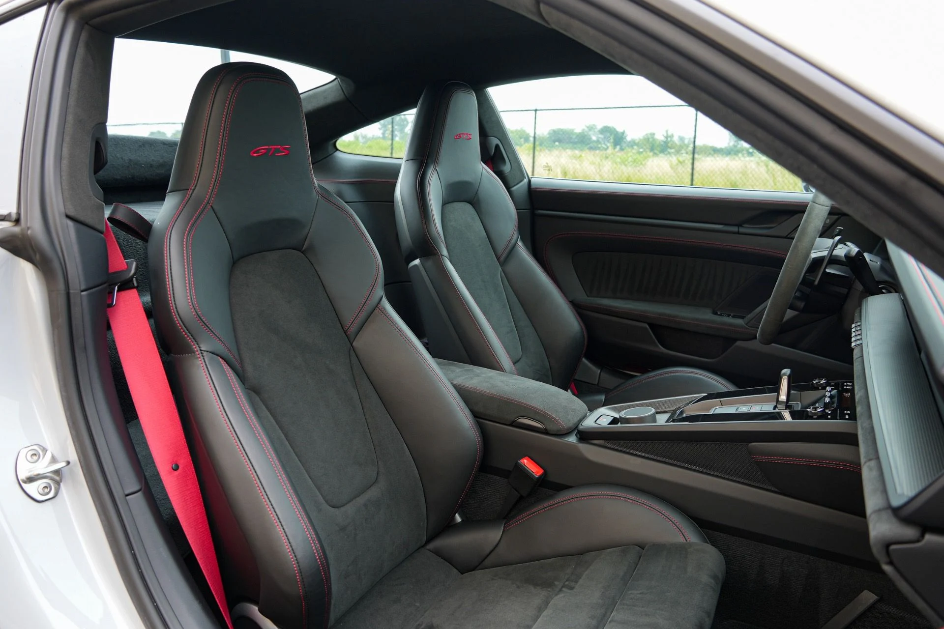 mph028_1294835580_Used_2023_Porsche_911_Carrera_GTS_1784575224_90425524a1