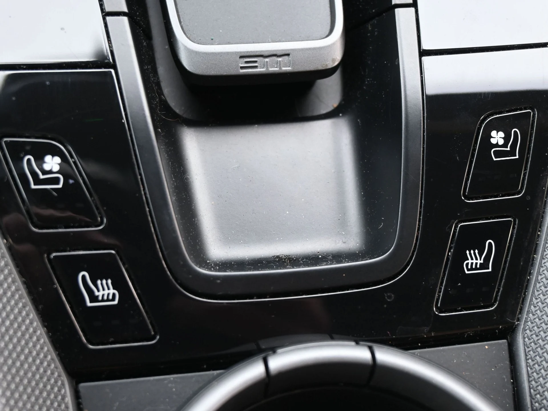 mph028_1316863938_5b0e03c32cd64f768356188beef1609cx_6c8f3a0e7b