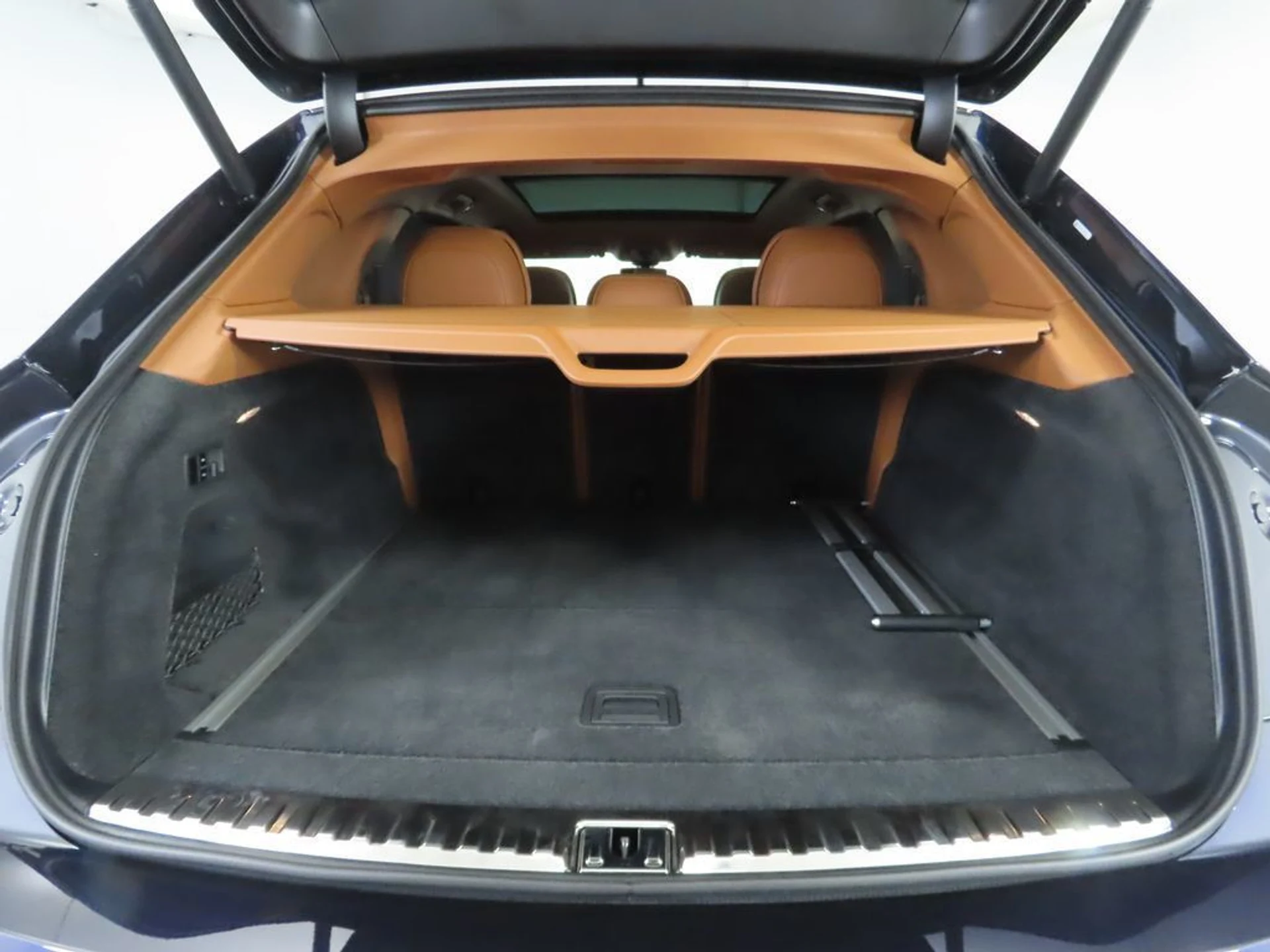 mph028_1318050511_new_2025_bentley_bentayga_v8awd_8119_22910535_29_1024_388b0d3c5b