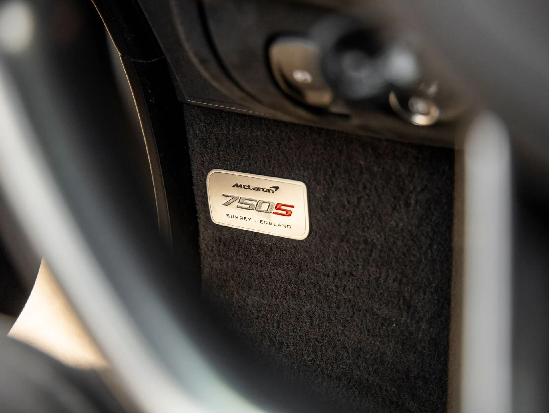 mph028_132189953_29_a520ae96ce