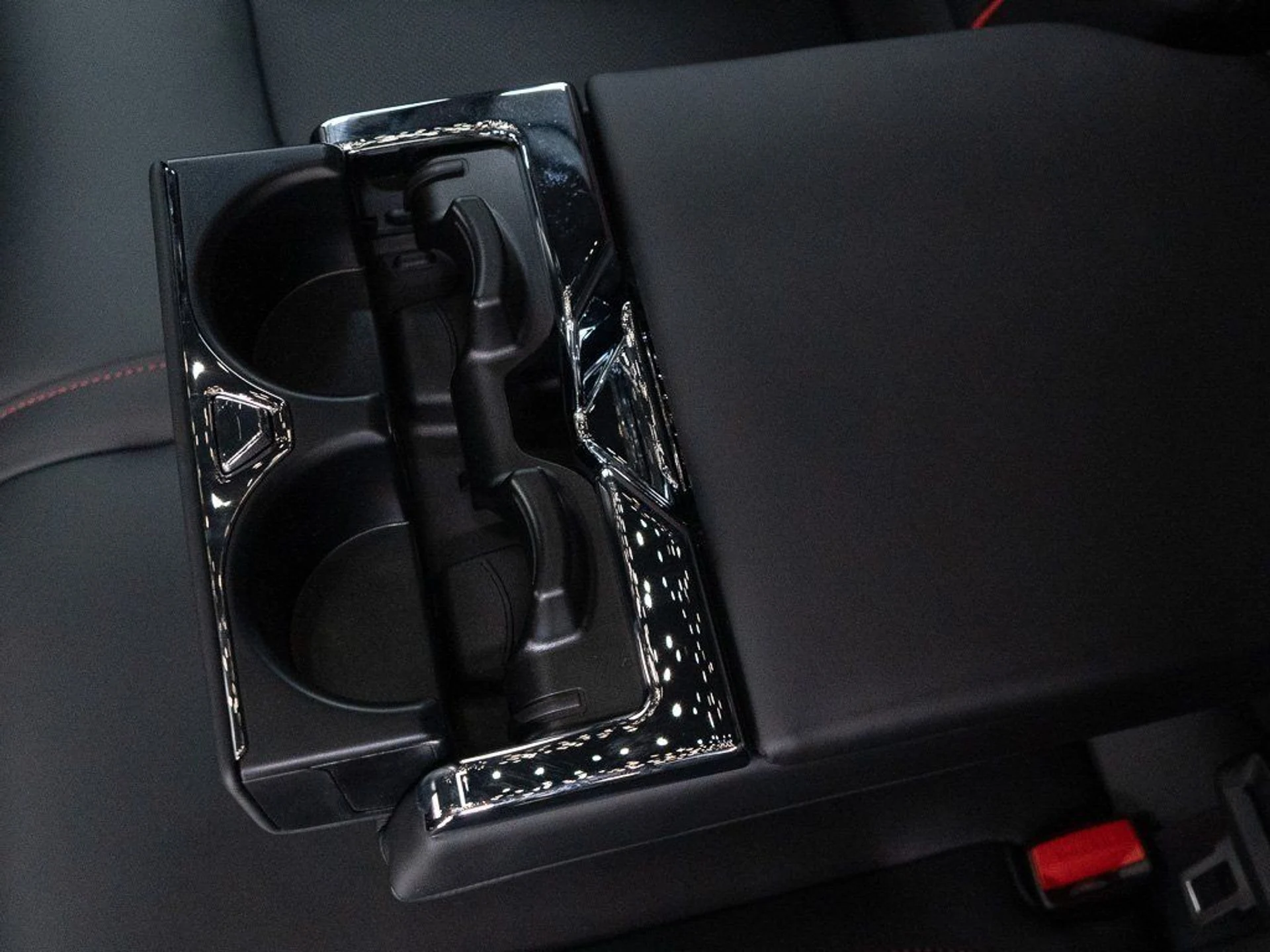 mph028_13275238_000e77e4fe66220a3fcd801640d16819_17bc7dceb6