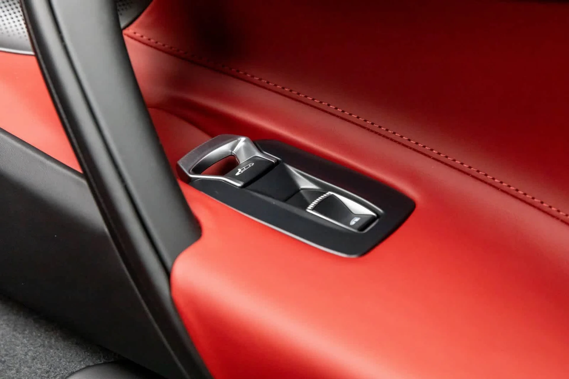 mph028_1329927054_29_52e4538ccc