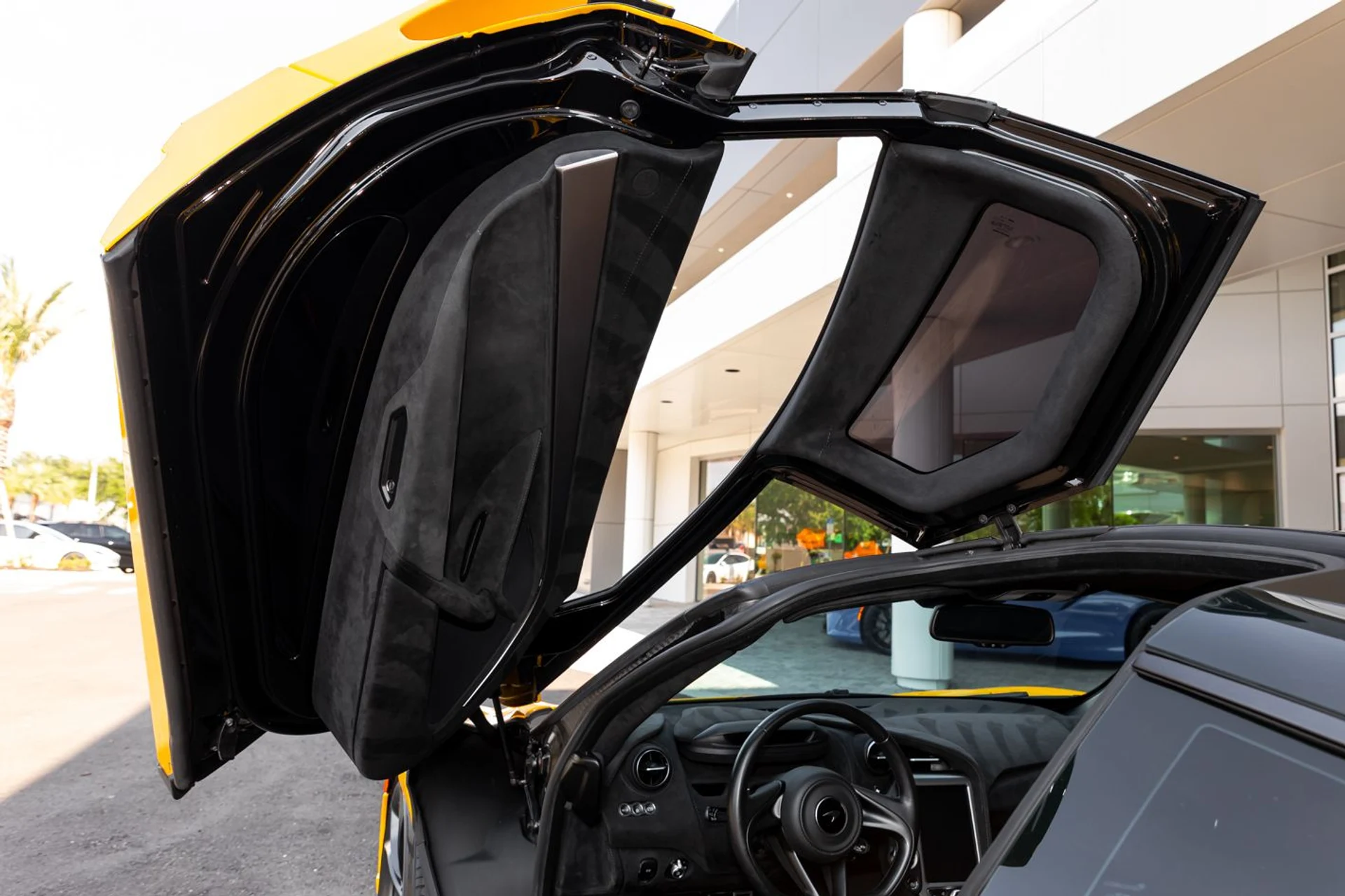 mph028_1353217733_Used_2019_Mc_Laren_720_S_7c1013bc86