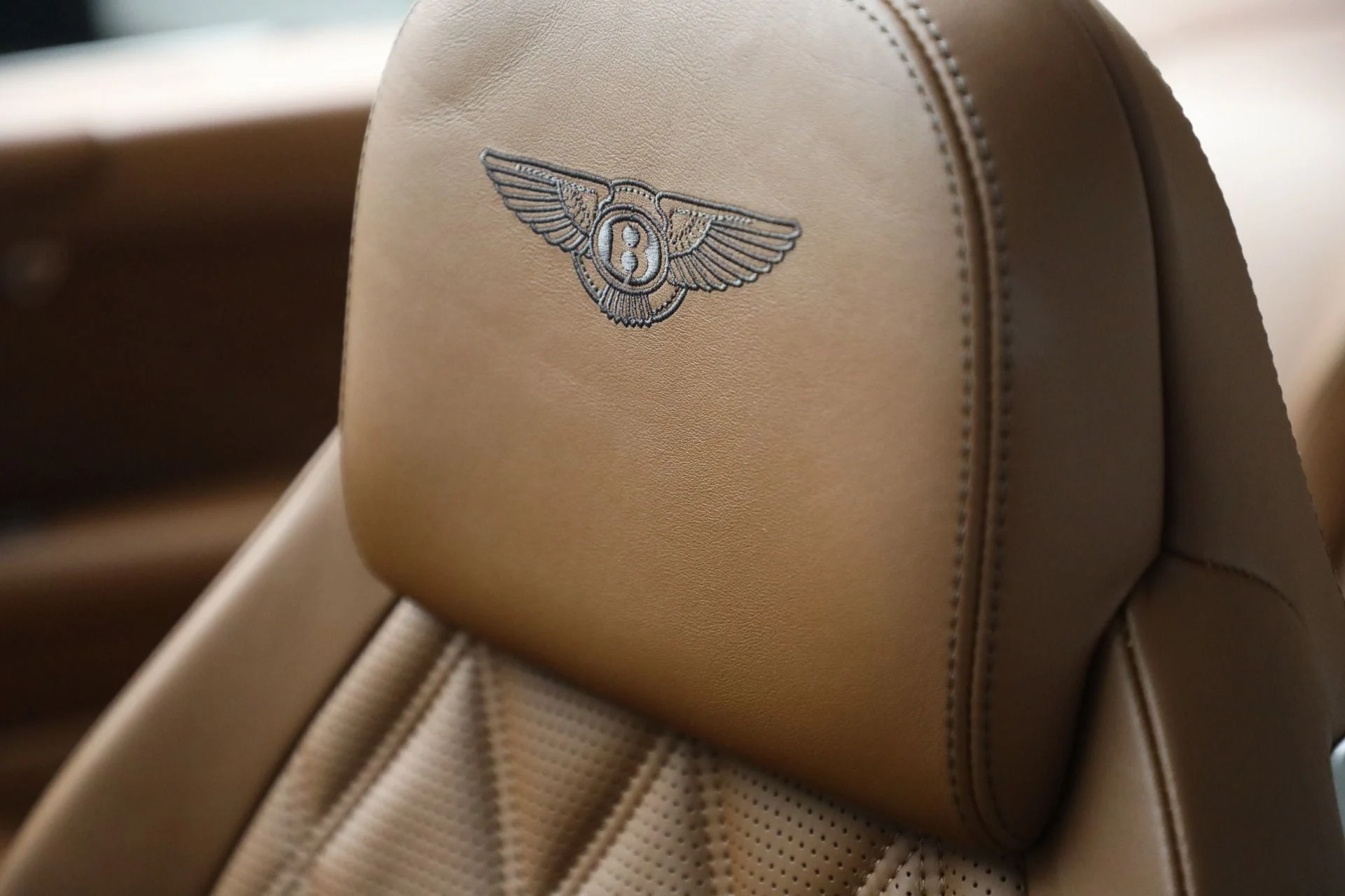 mph028_1361816522_Used_2015_Bentley_Continental_GT_1761073800_bafbb6d7fd
