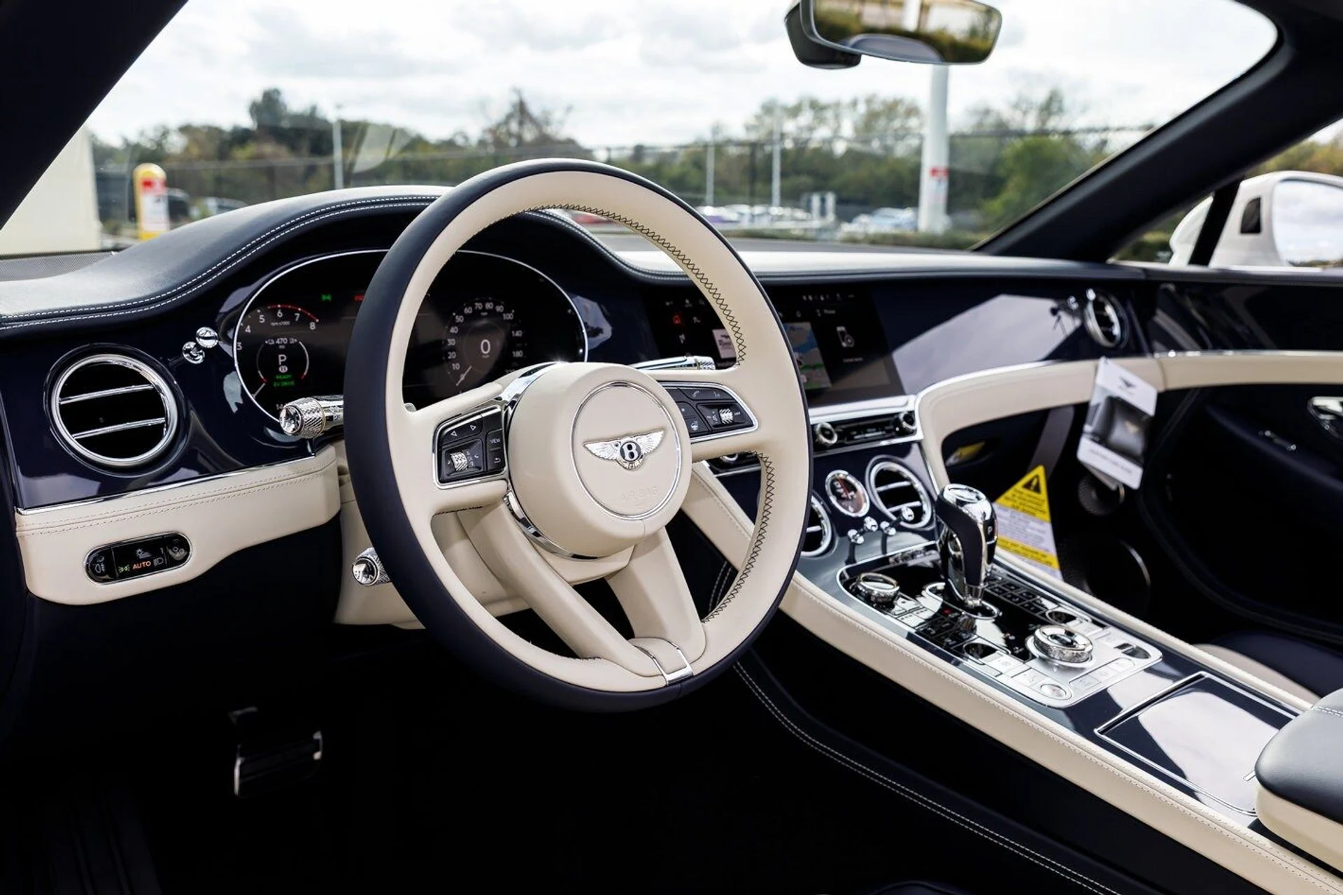 mph028_136973674_50d12de05e9770d58d119bedb2493874x_2067f8996c