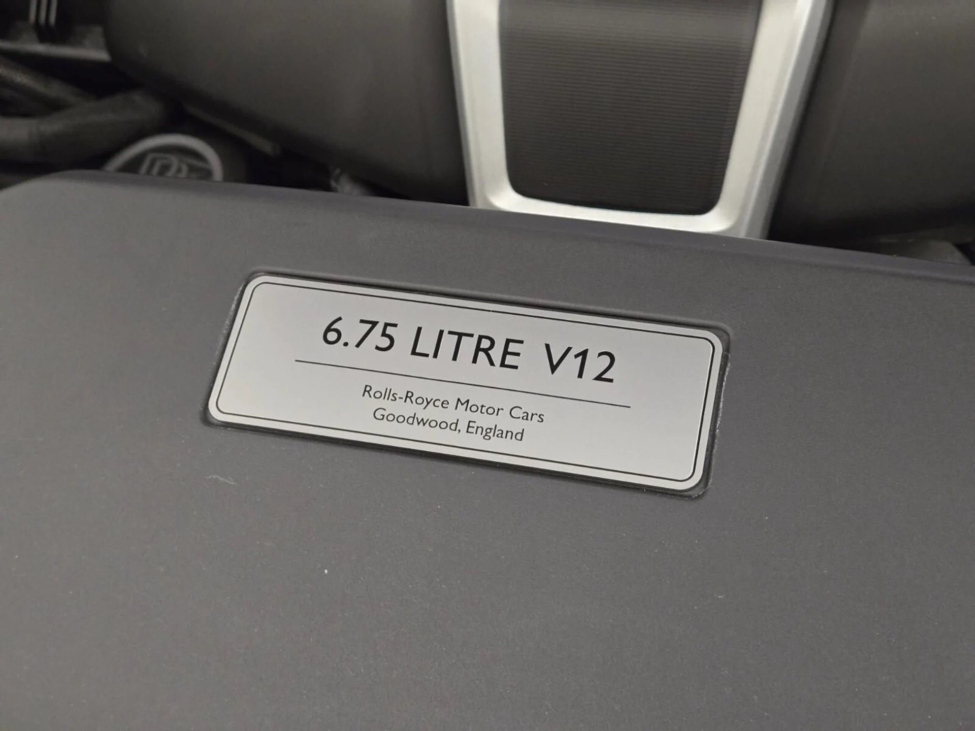 mph028_1370899226_New_2027_Rolls_Royce_Cullinan_1792818911_77c9d4c008