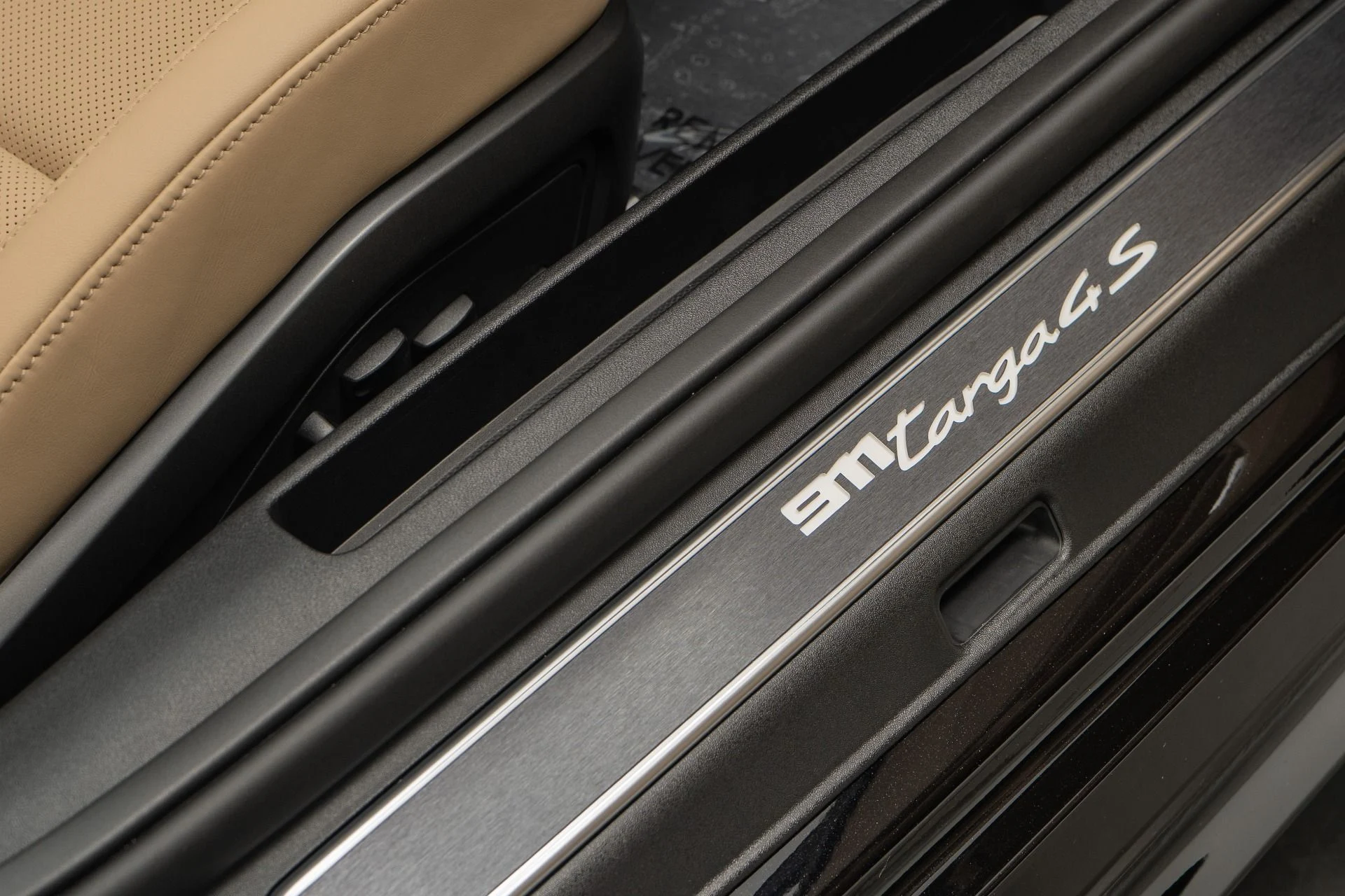 mph028_1380139515_Used_2024_Porsche_911_Targa_4_S_Low_Miles_Sport_Package_Premium_Package_1774034922_d2662cc6d3