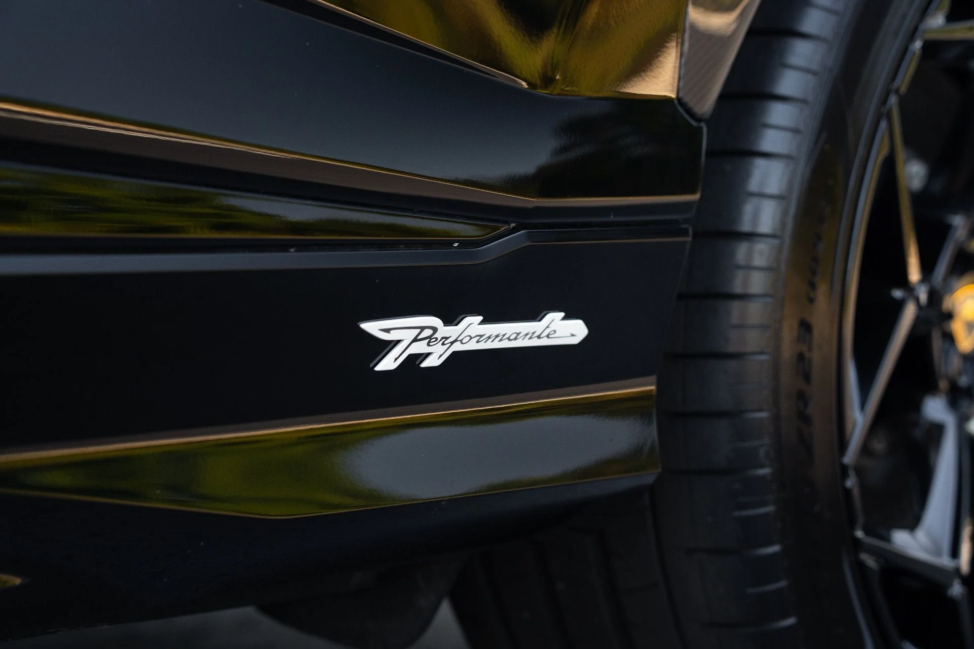 mph028_1383461674_Used_2024_Lamborghini_Urus_Performante_1770940170_c86efb4100